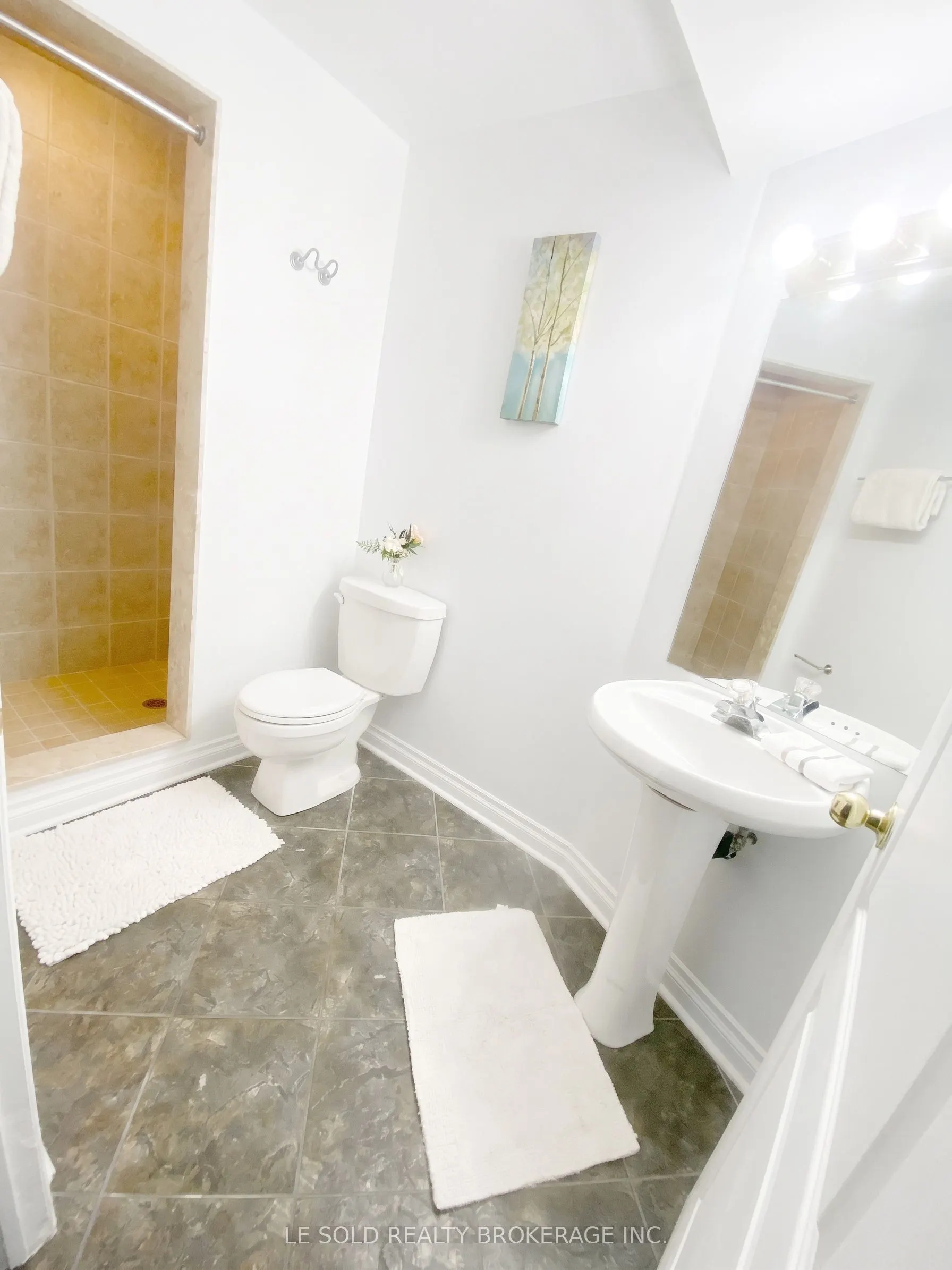 76 Larratt Lane