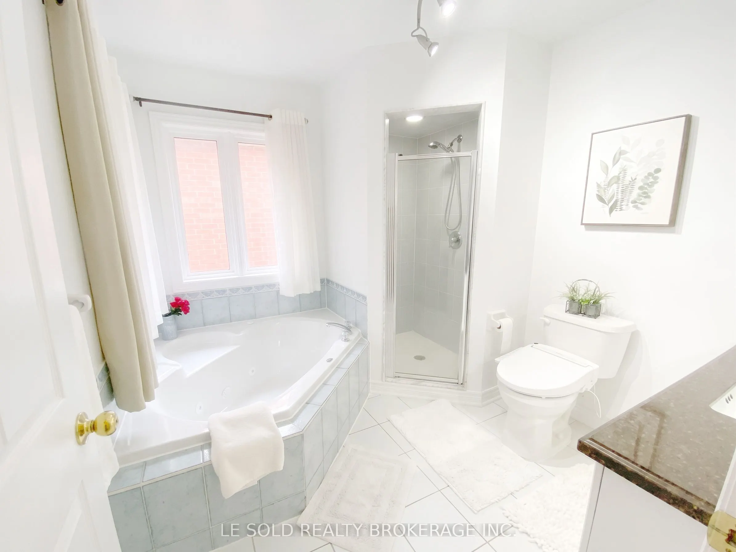 76 Larratt Lane