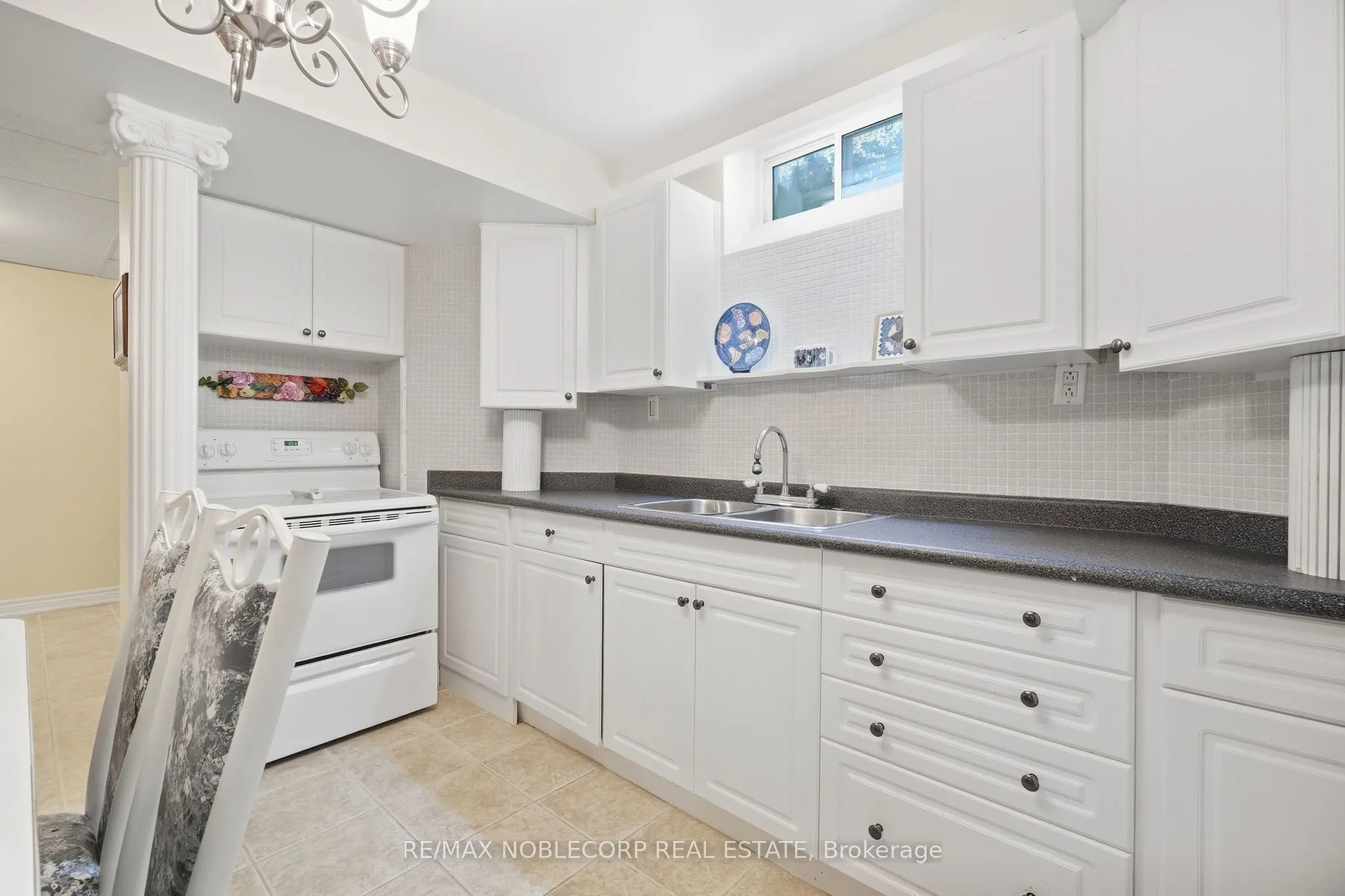 15 Woodland Trail Court