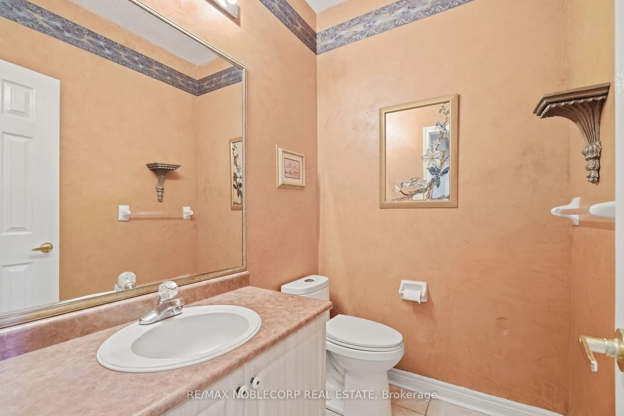 15 Woodland Trail Court