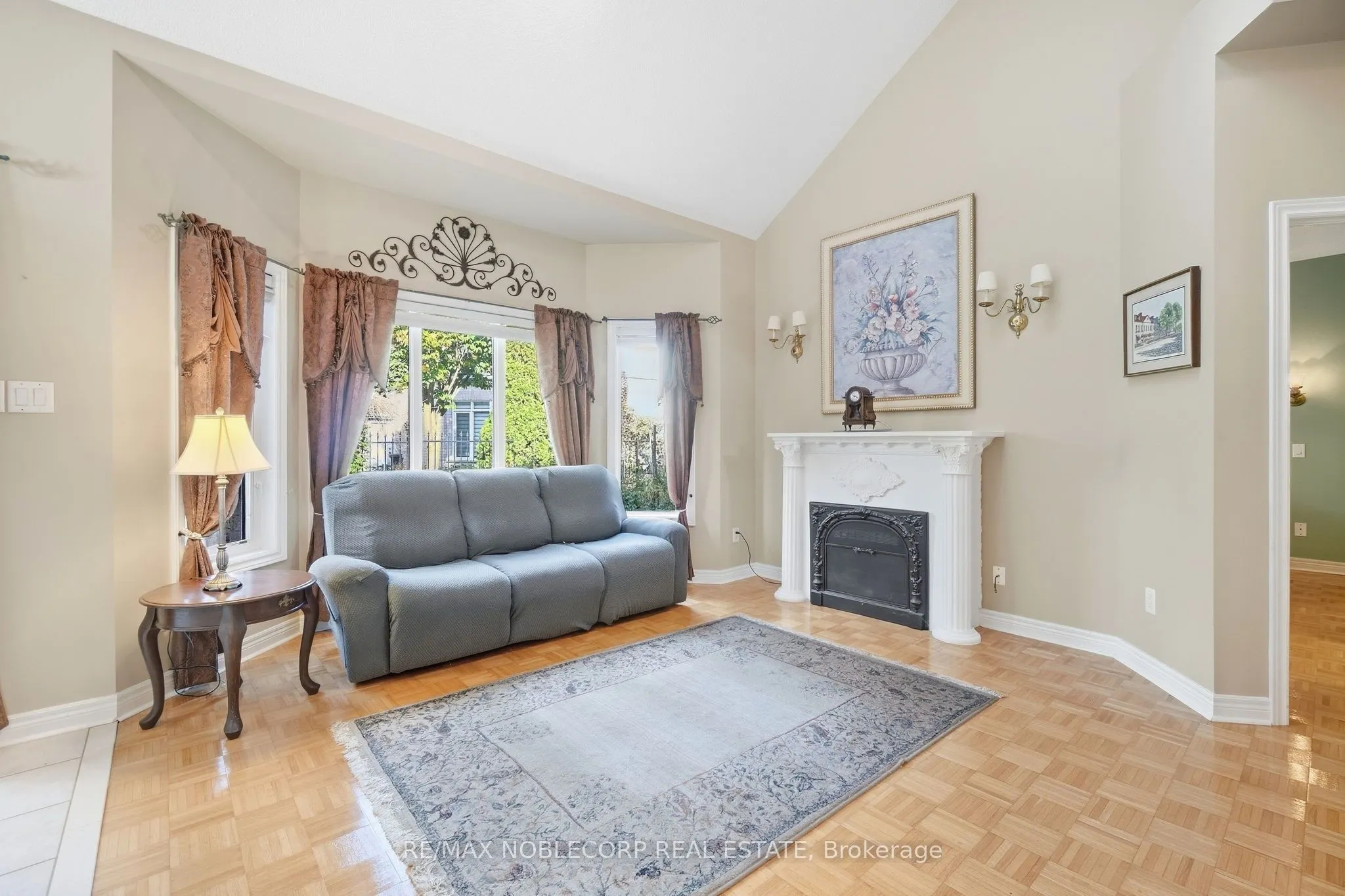 15 Woodland Trail Court