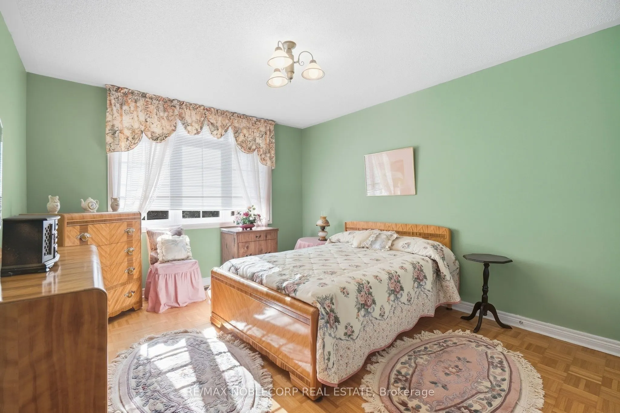 15 Woodland Trail Court