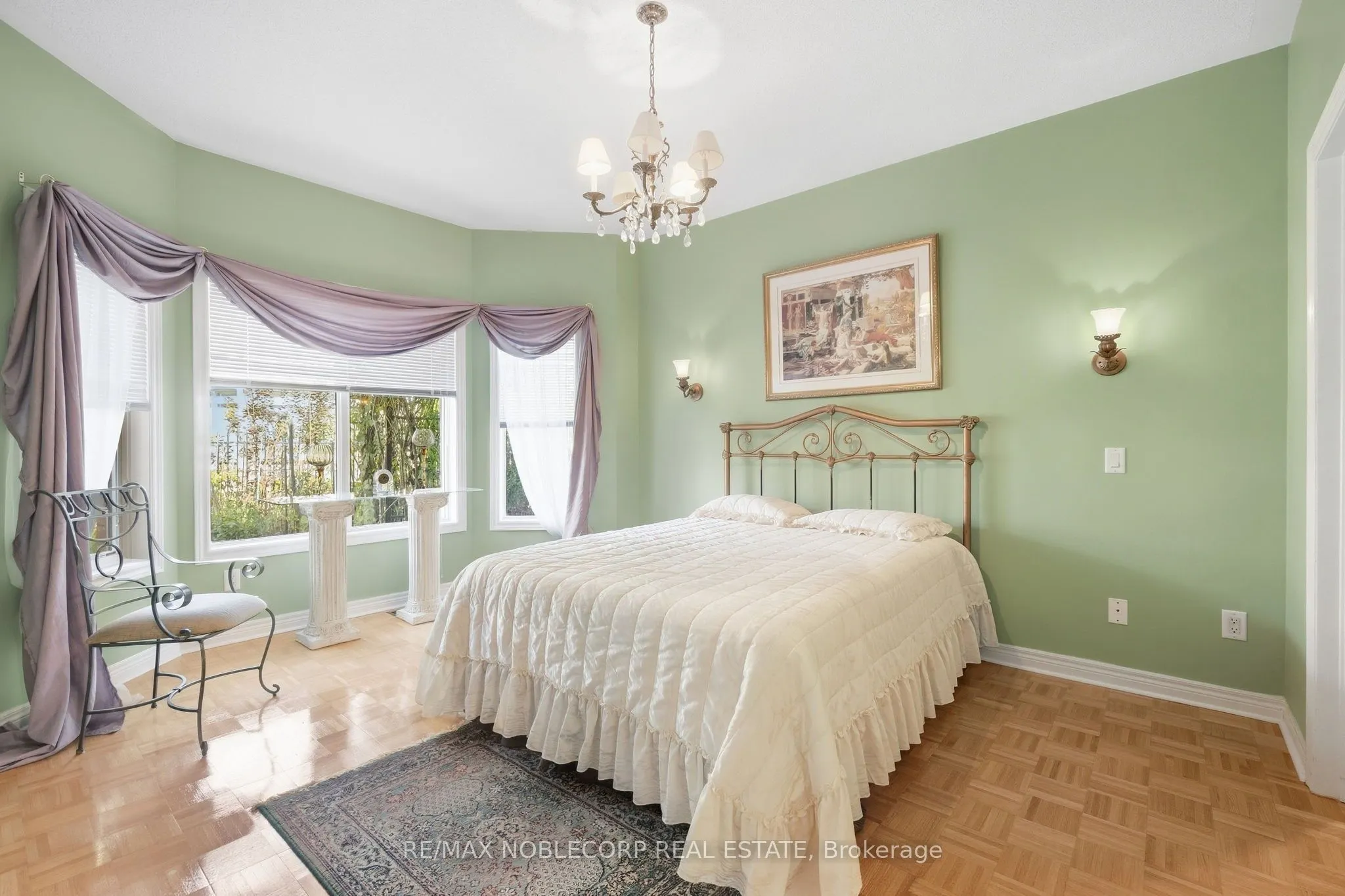 15 Woodland Trail Court