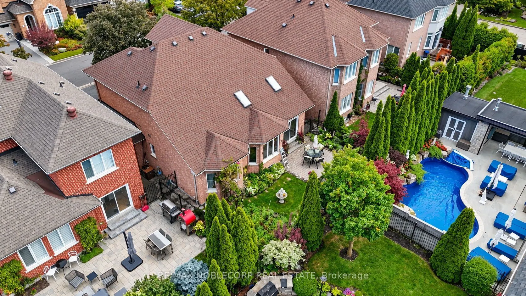 15 Woodland Trail Court