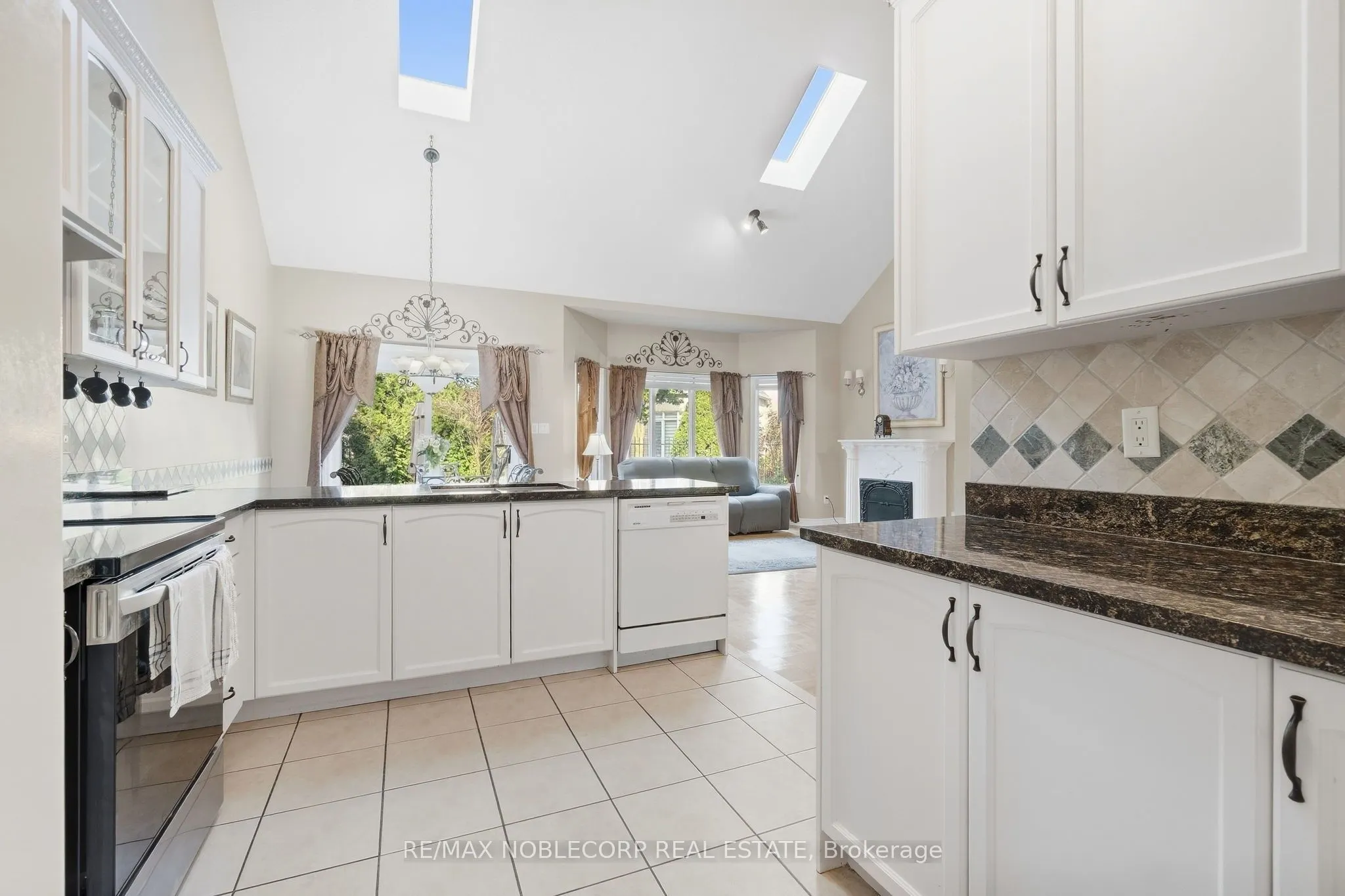 15 Woodland Trail Court