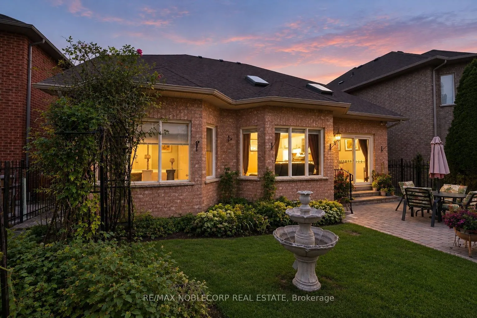 15 Woodland Trail Court