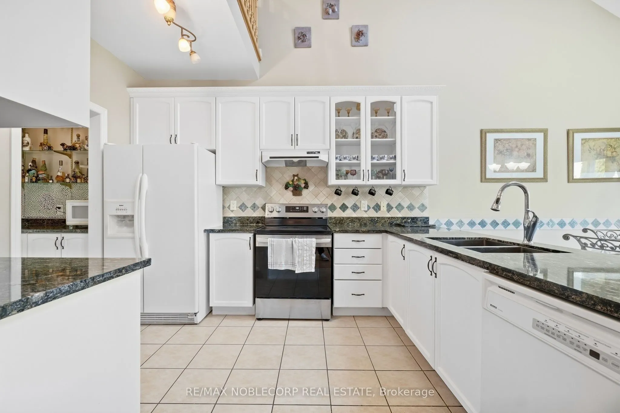 15 Woodland Trail Court