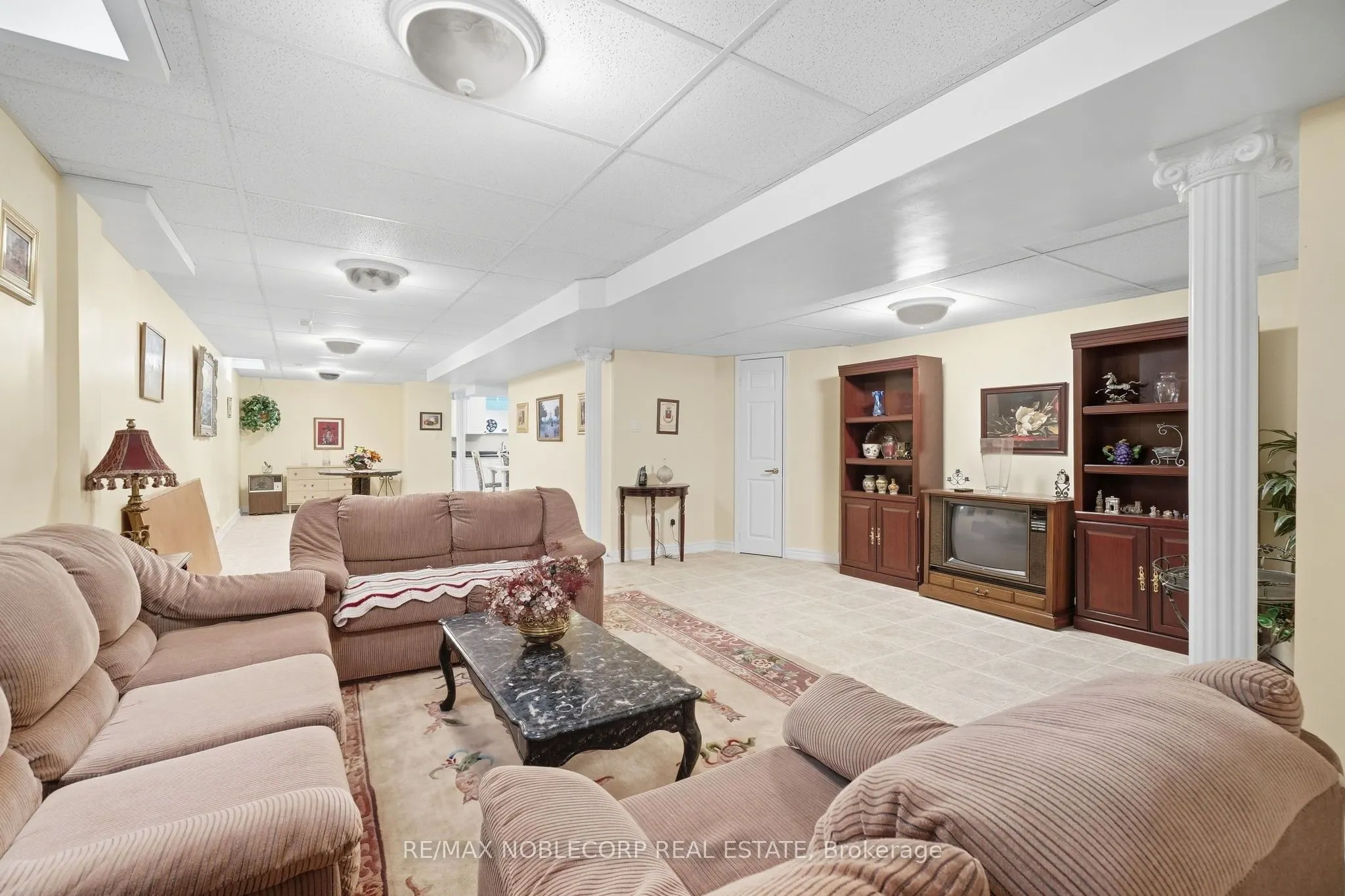 15 Woodland Trail Court