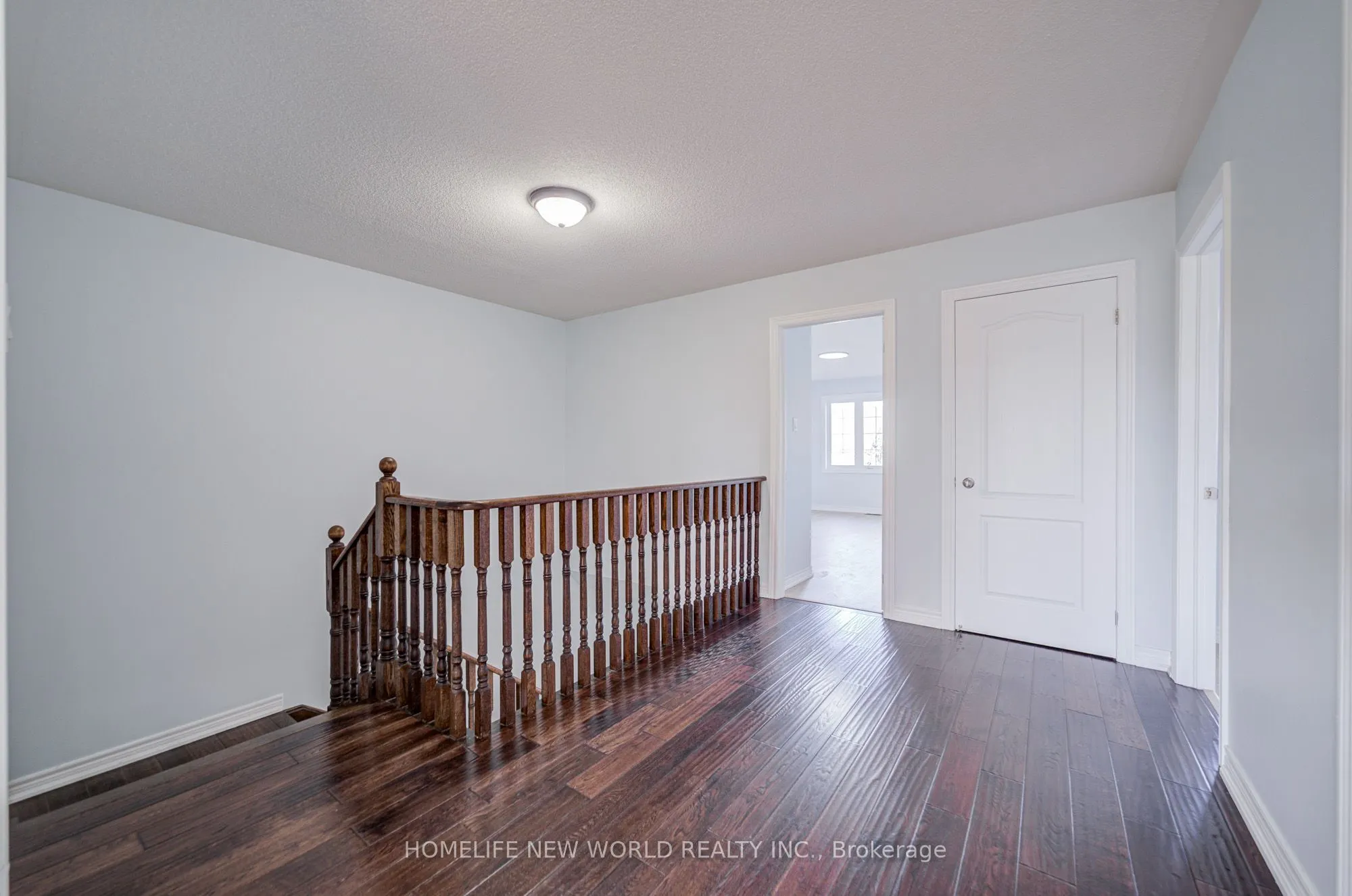 146 Art West Avenue