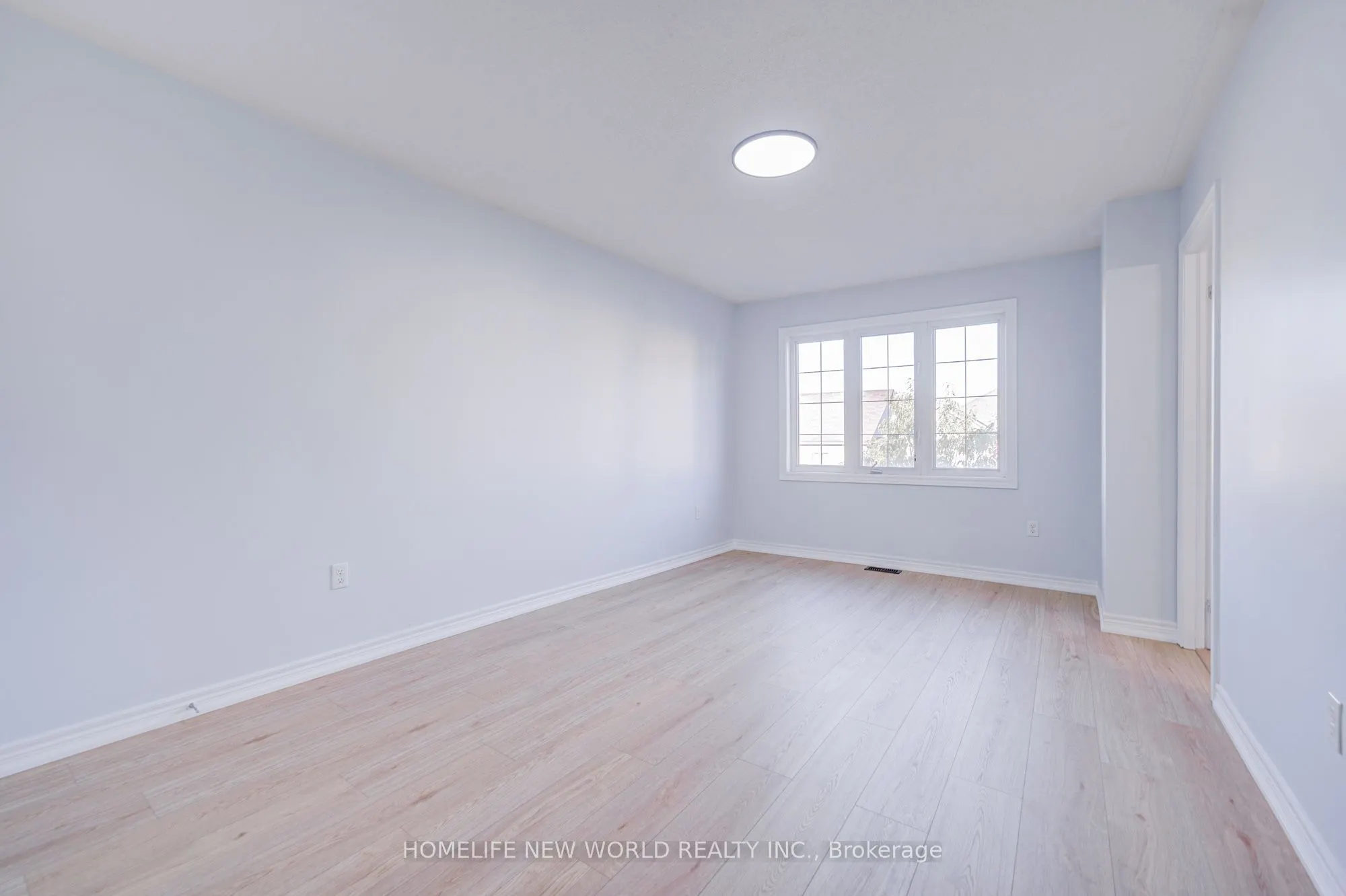 146 Art West Avenue