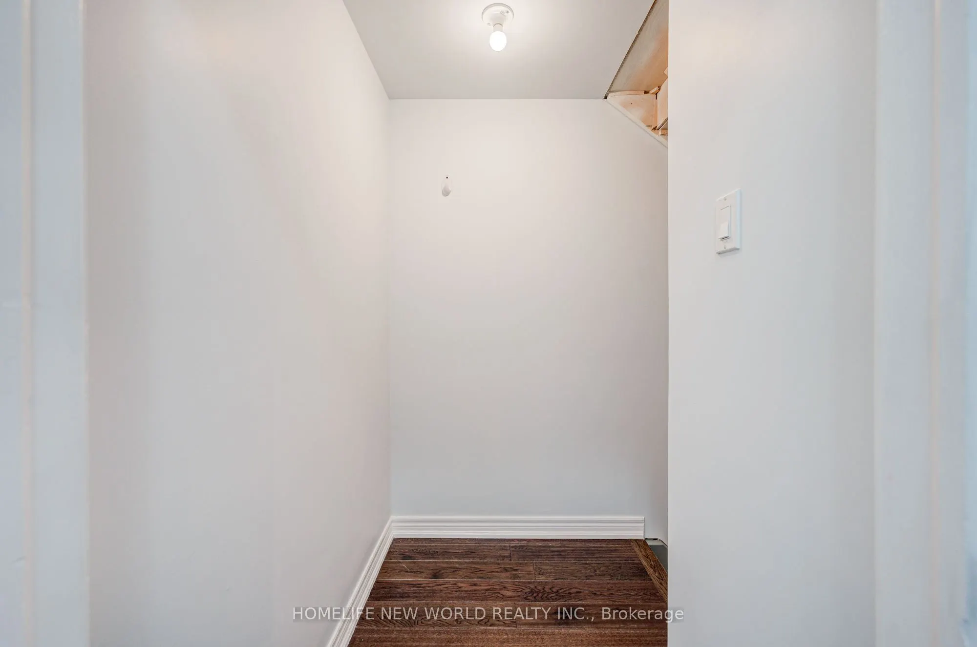 146 Art West Avenue
