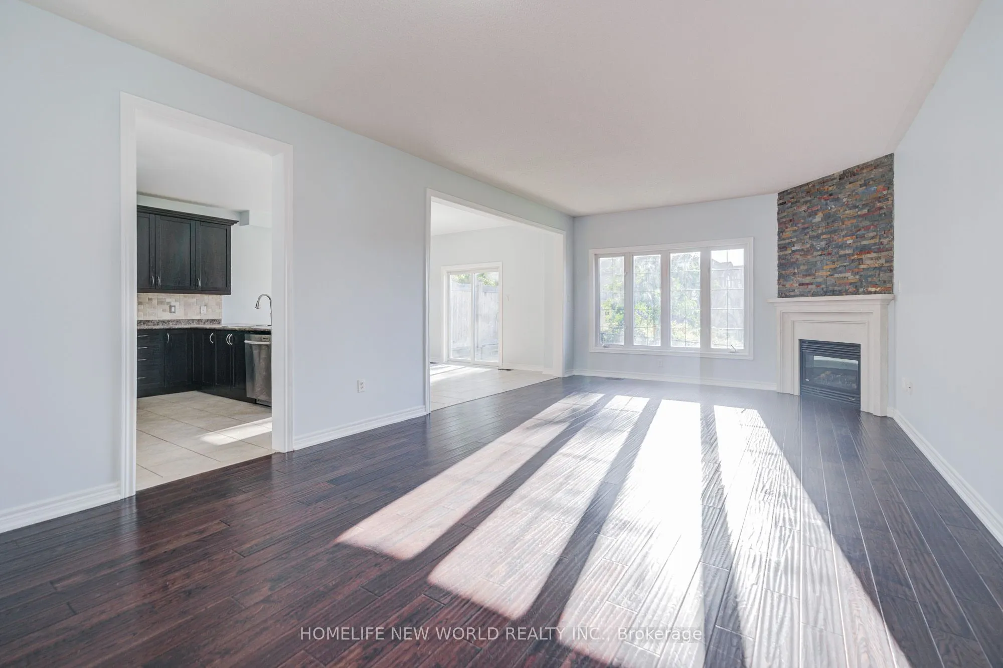 146 Art West Avenue