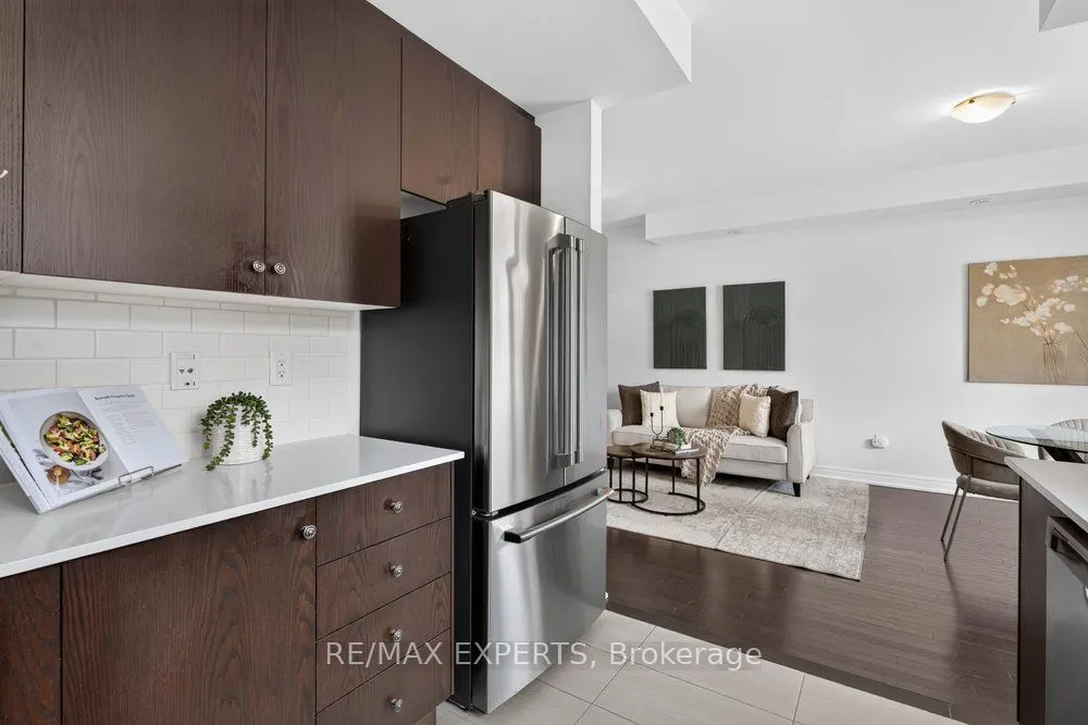 125 Kayla Crescent #19