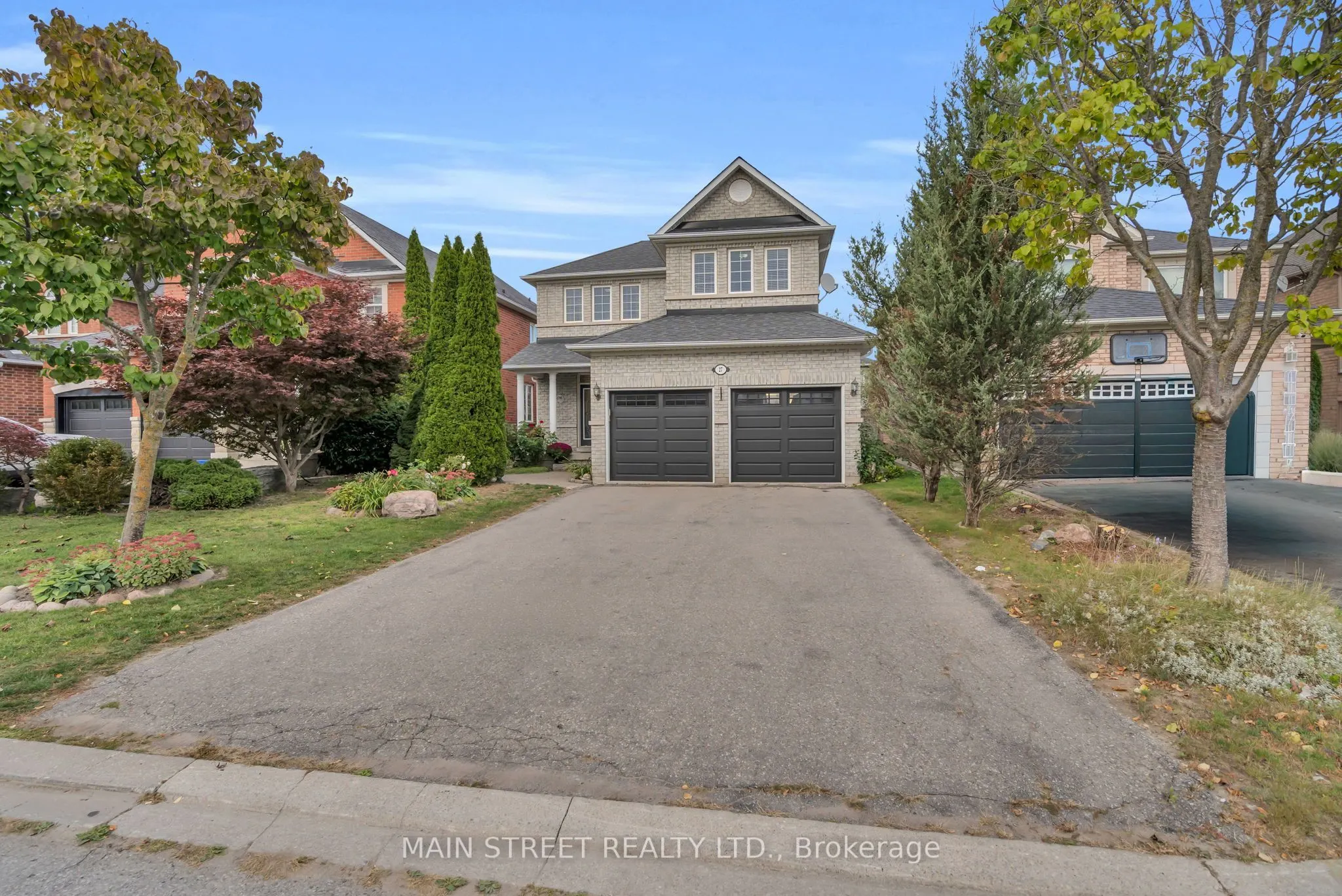 27 Blackbird Crescent