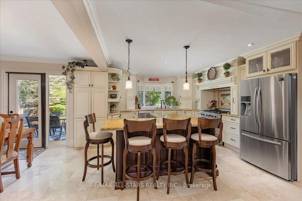 1824 Mount Albert Side Road
