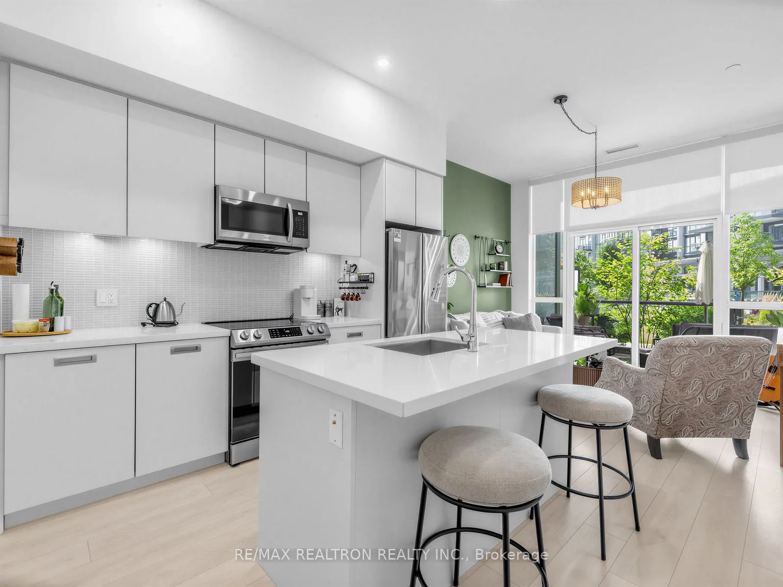 415 Sea Ray Avenue #101
