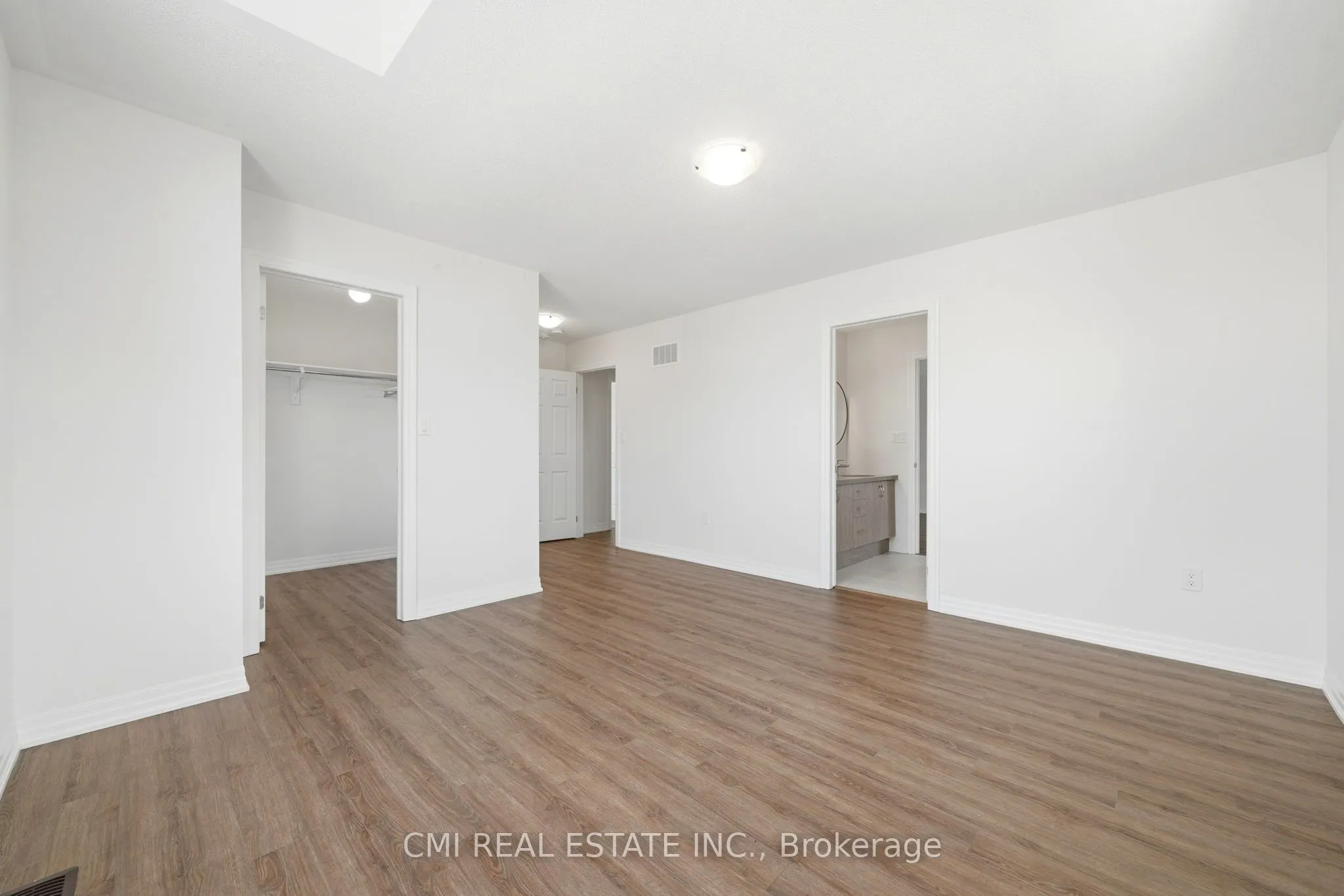 2 George Ellis Drive