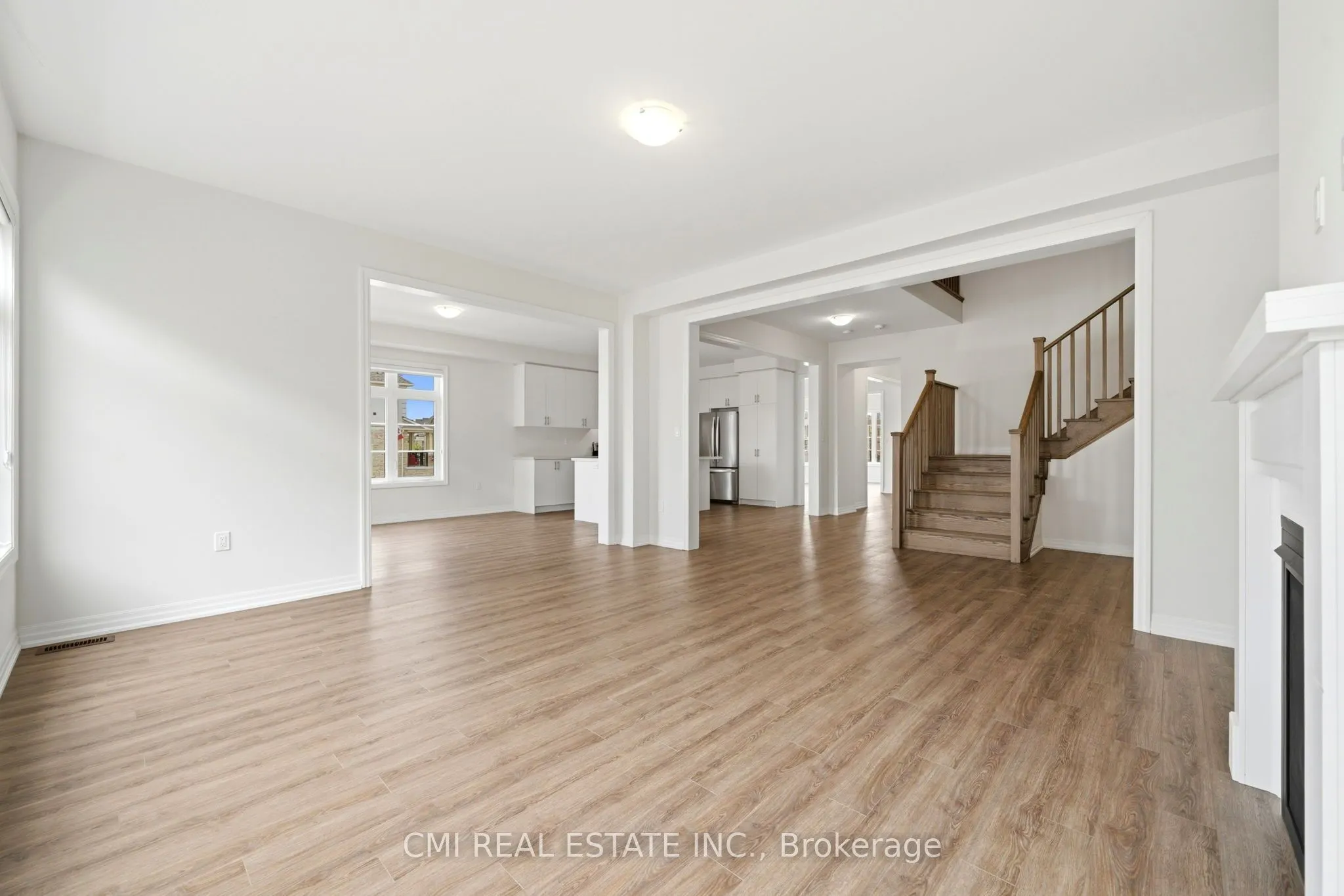 2 George Ellis Drive