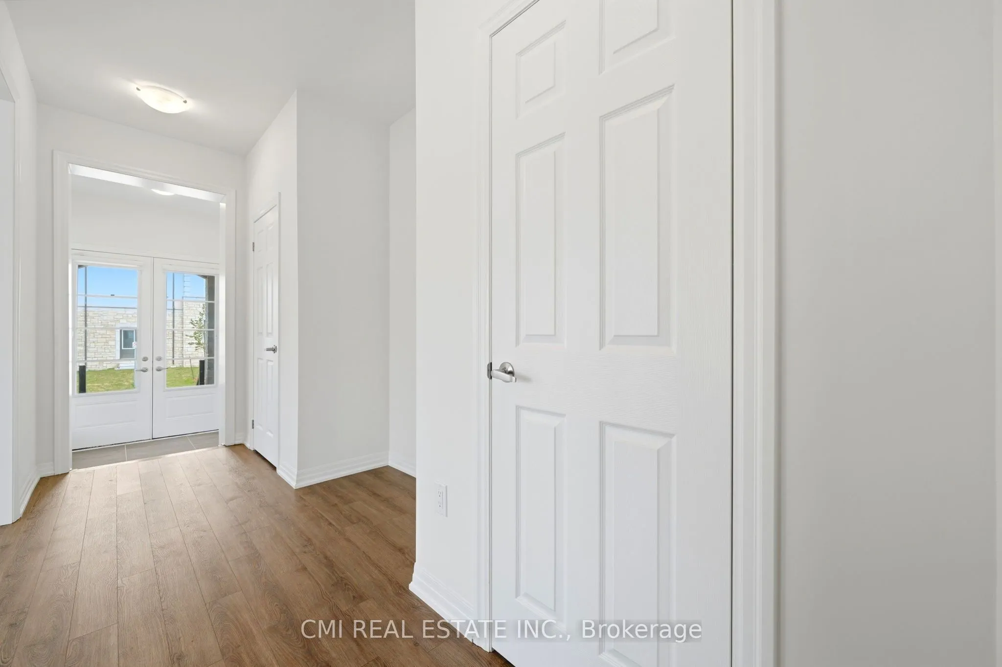 2 George Ellis Drive