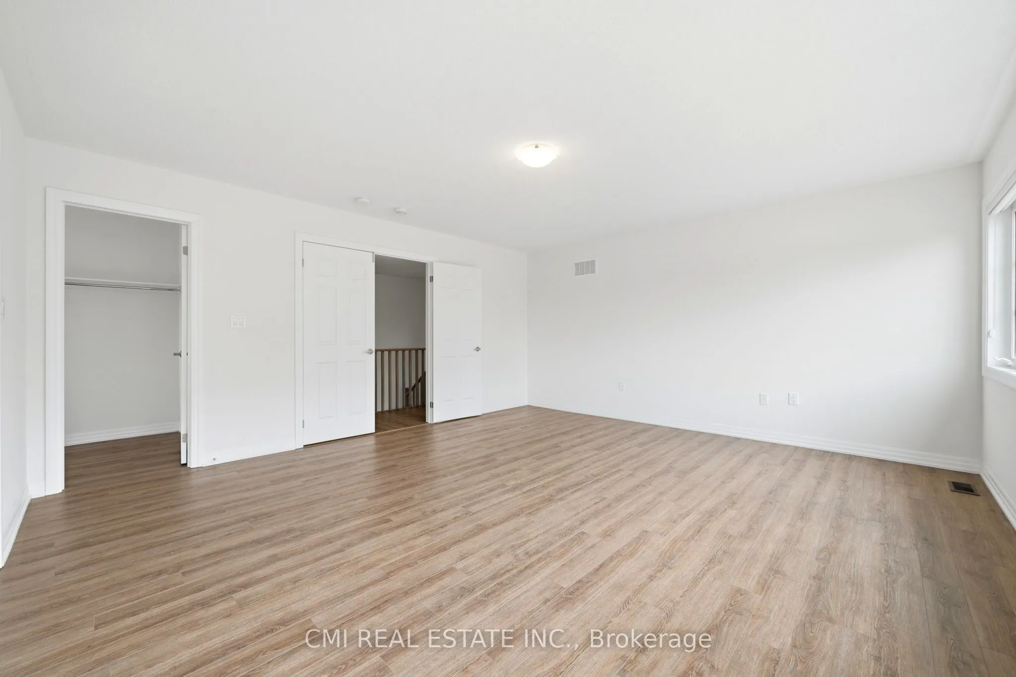 2 George Ellis Drive
