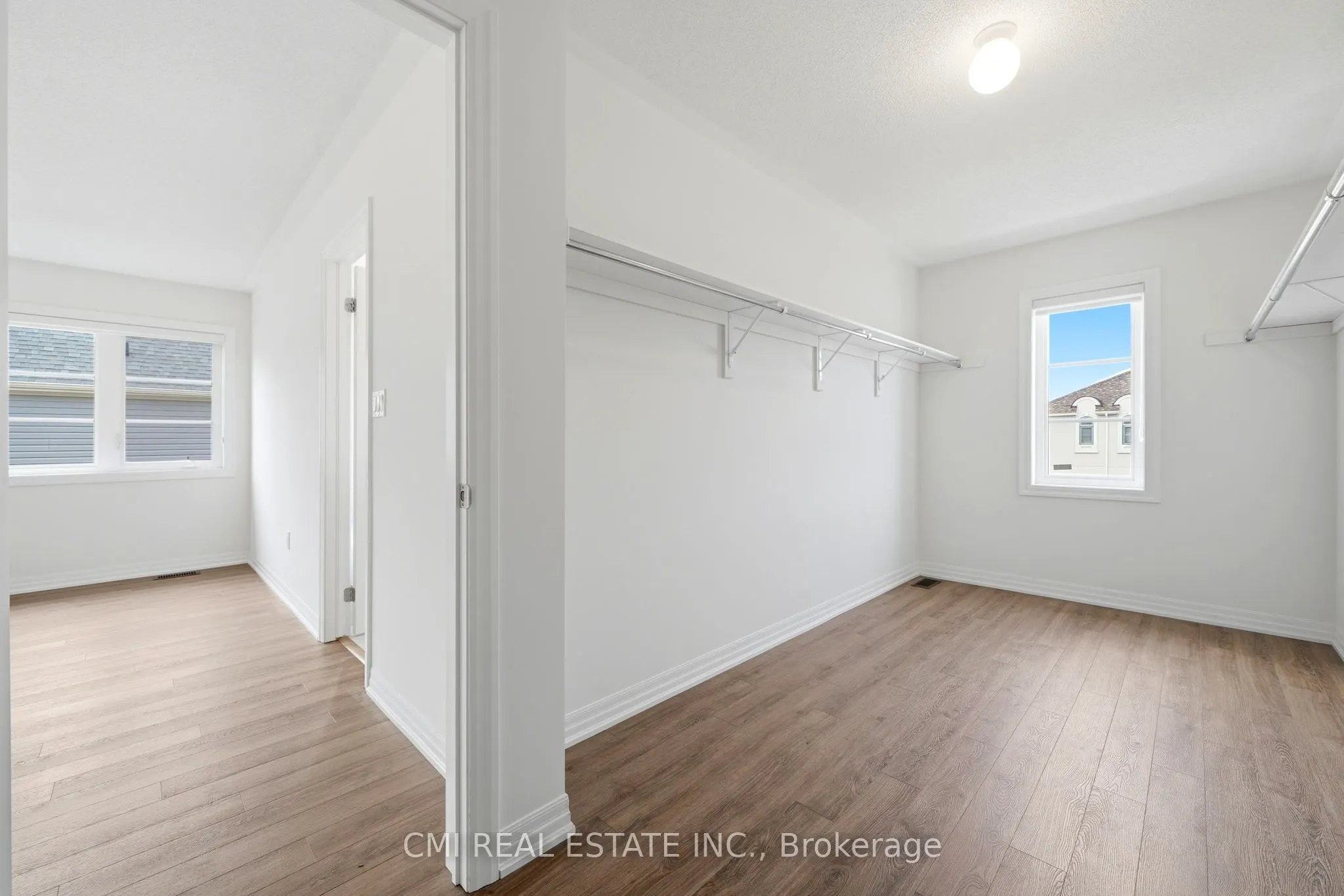 2 George Ellis Drive