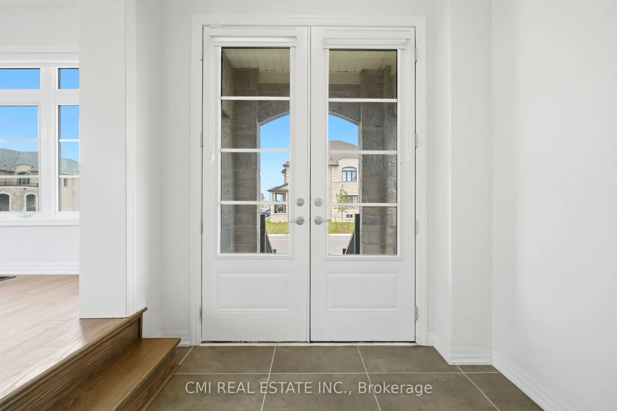 2 George Ellis Drive