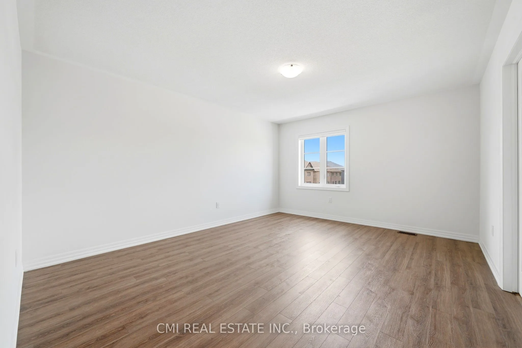 2 George Ellis Drive