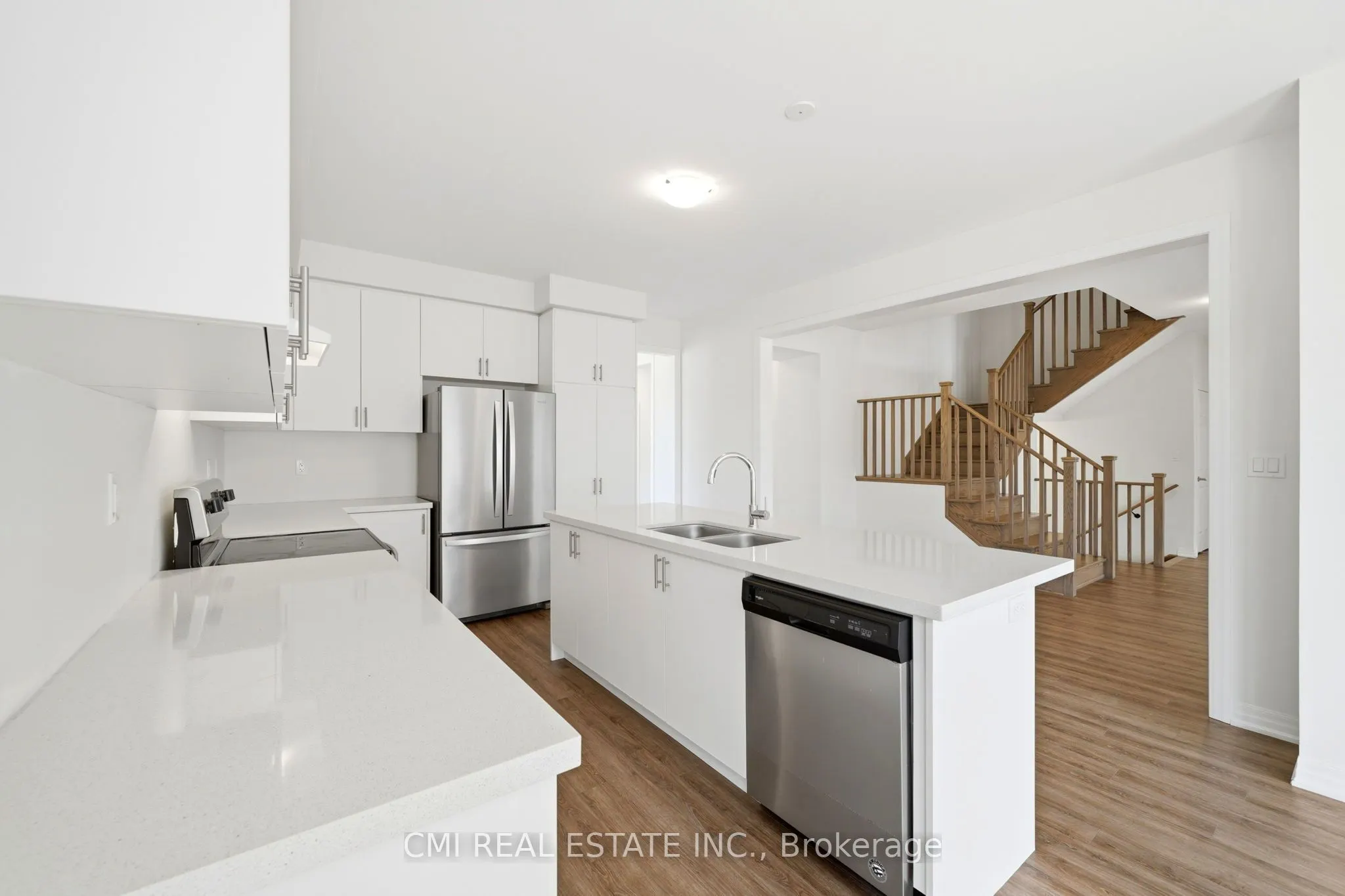 2 George Ellis Drive