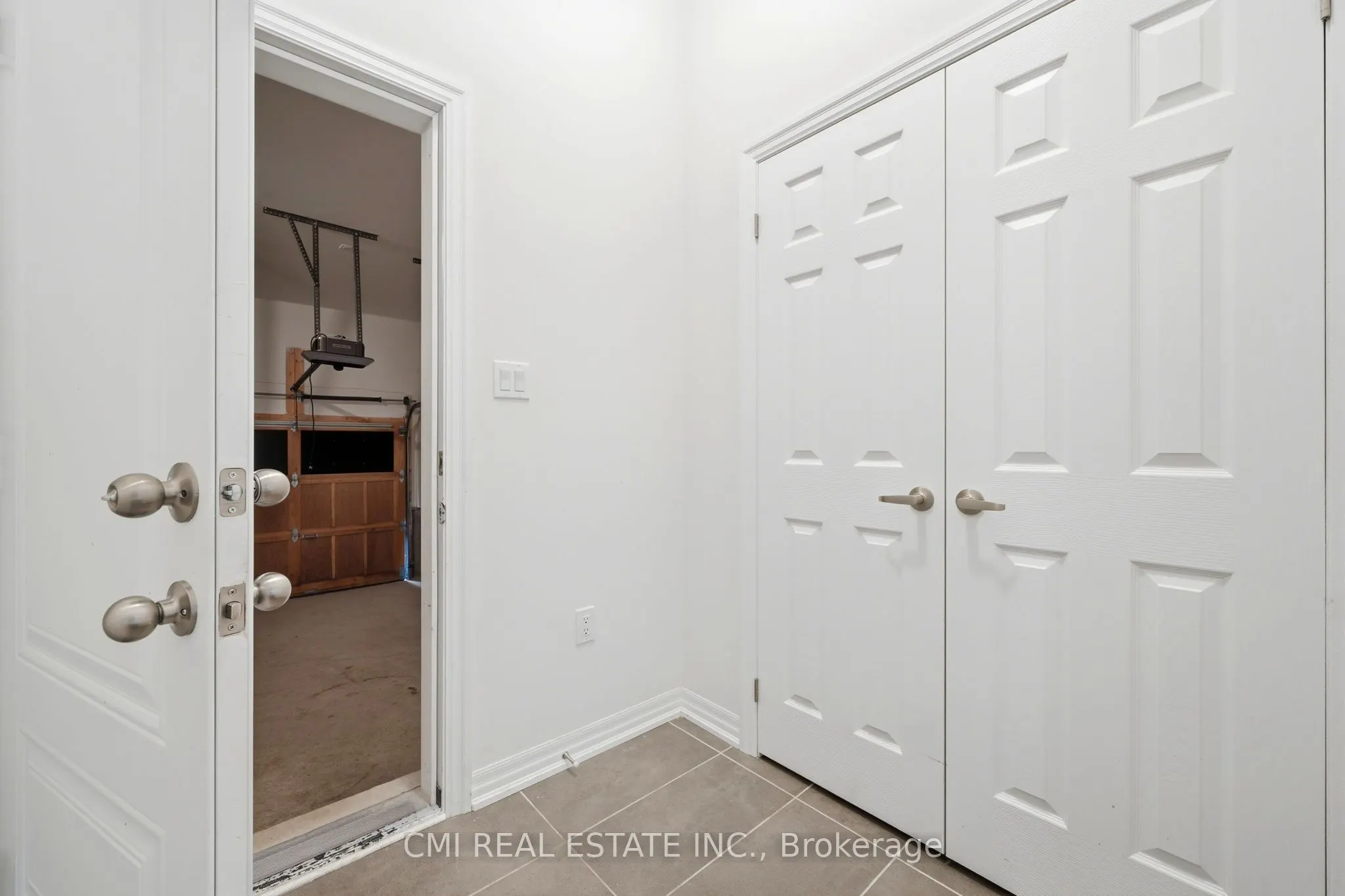 2 George Ellis Drive