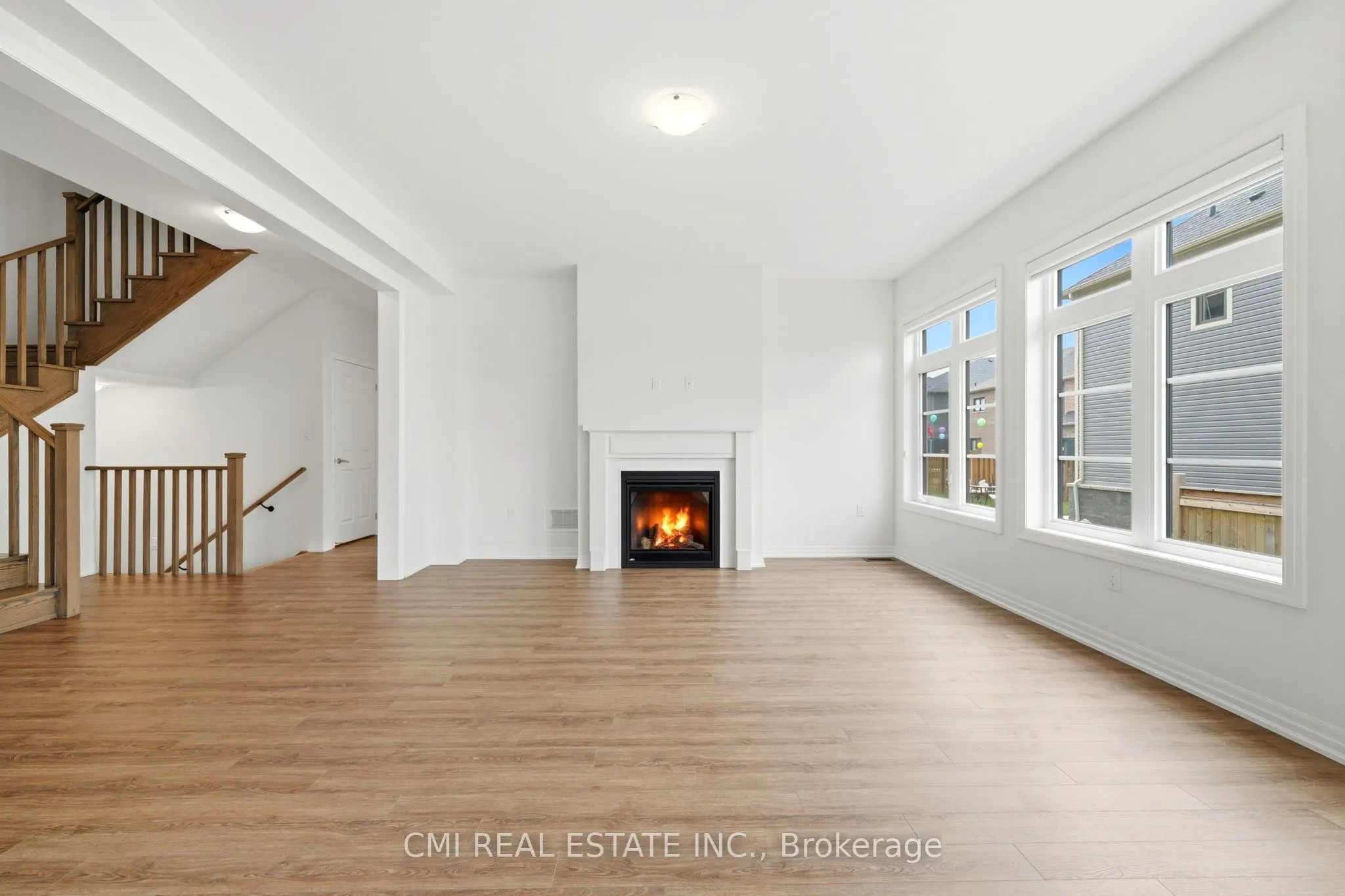 2 George Ellis Drive