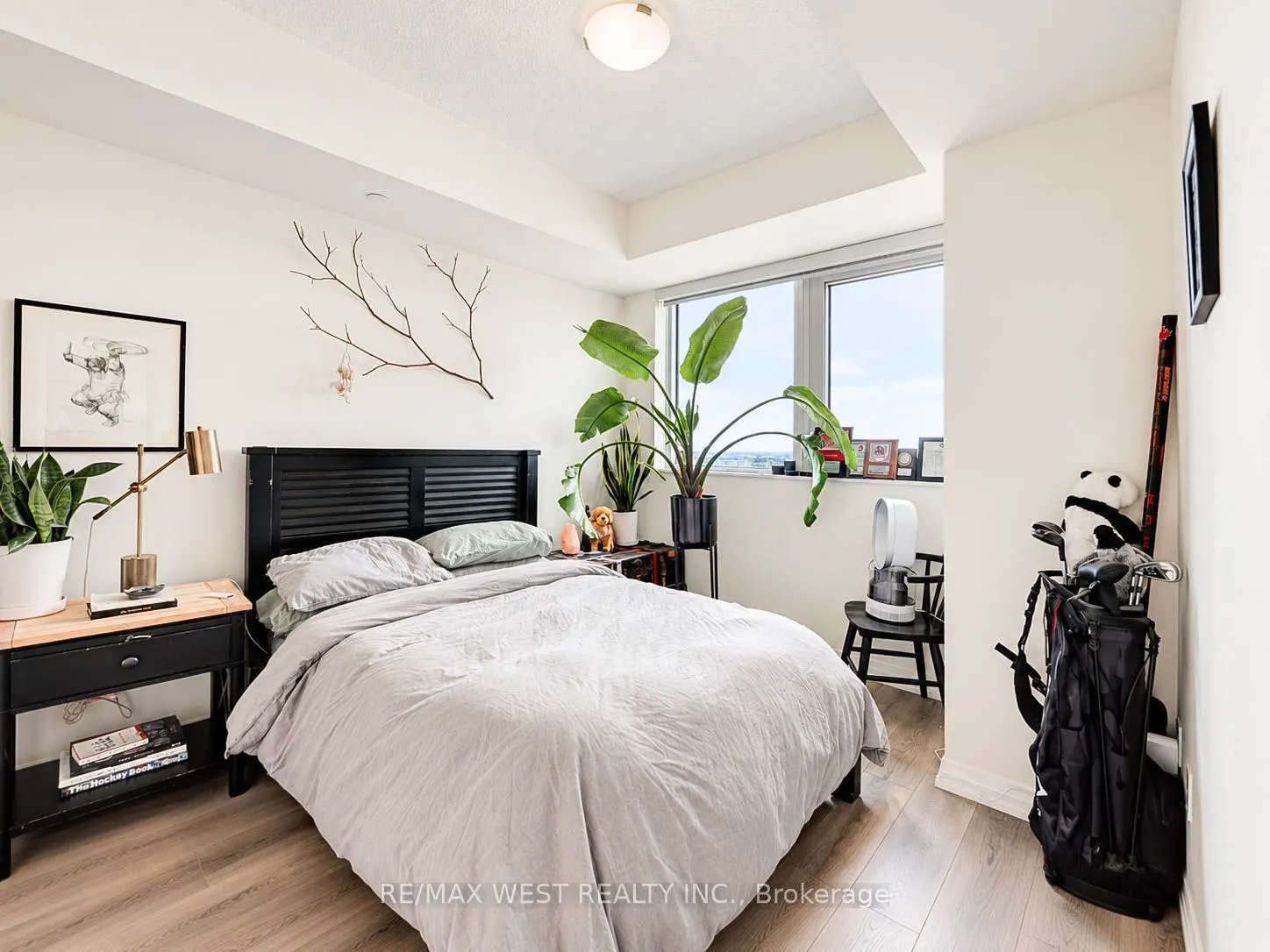 9000 Jane Street #1019