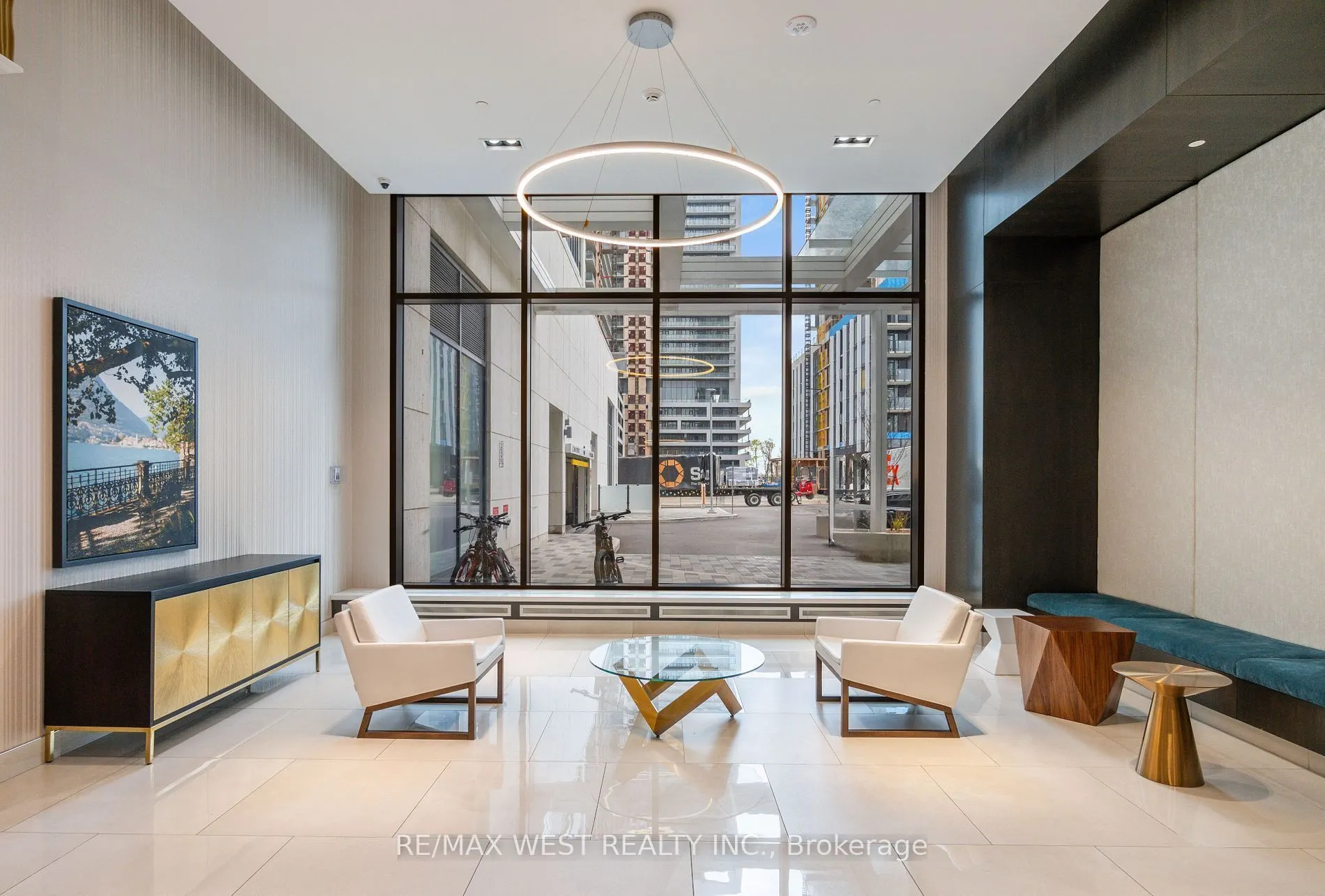 9000 Jane Street #1019