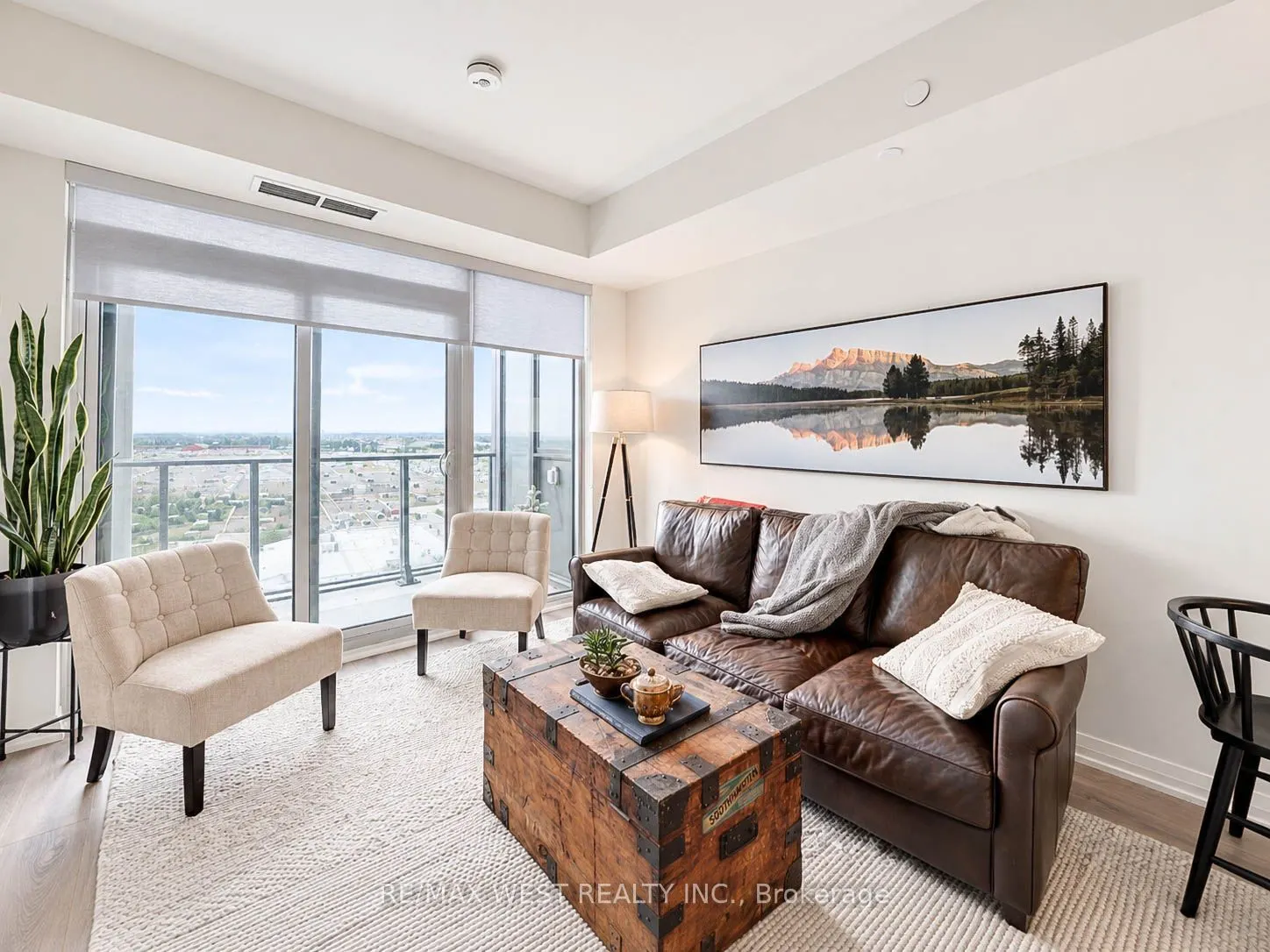9000 Jane Street #1019
