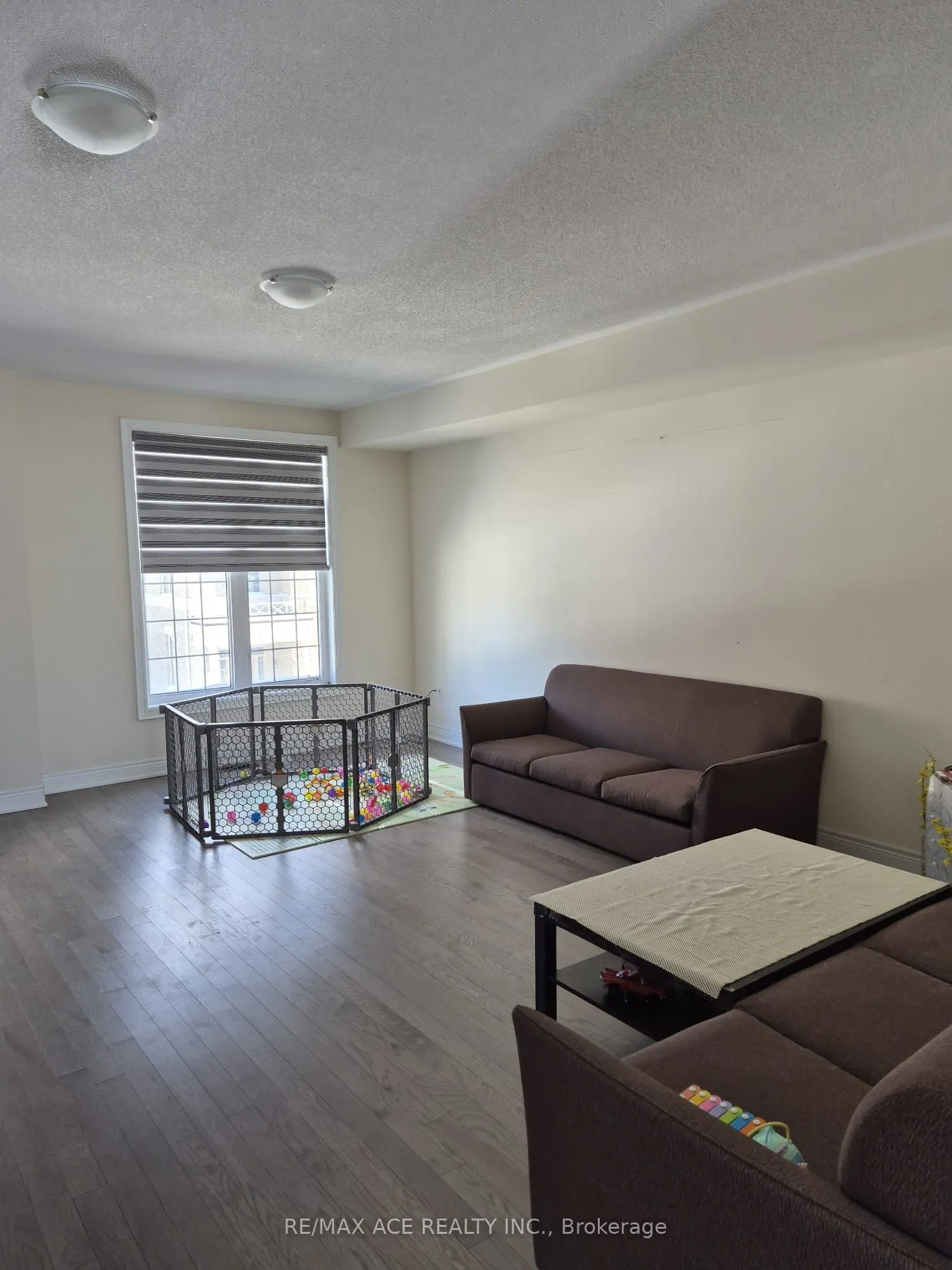 32 Andress Way