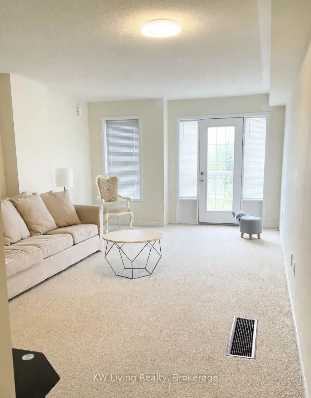 5247 Major Mackenzie Drive