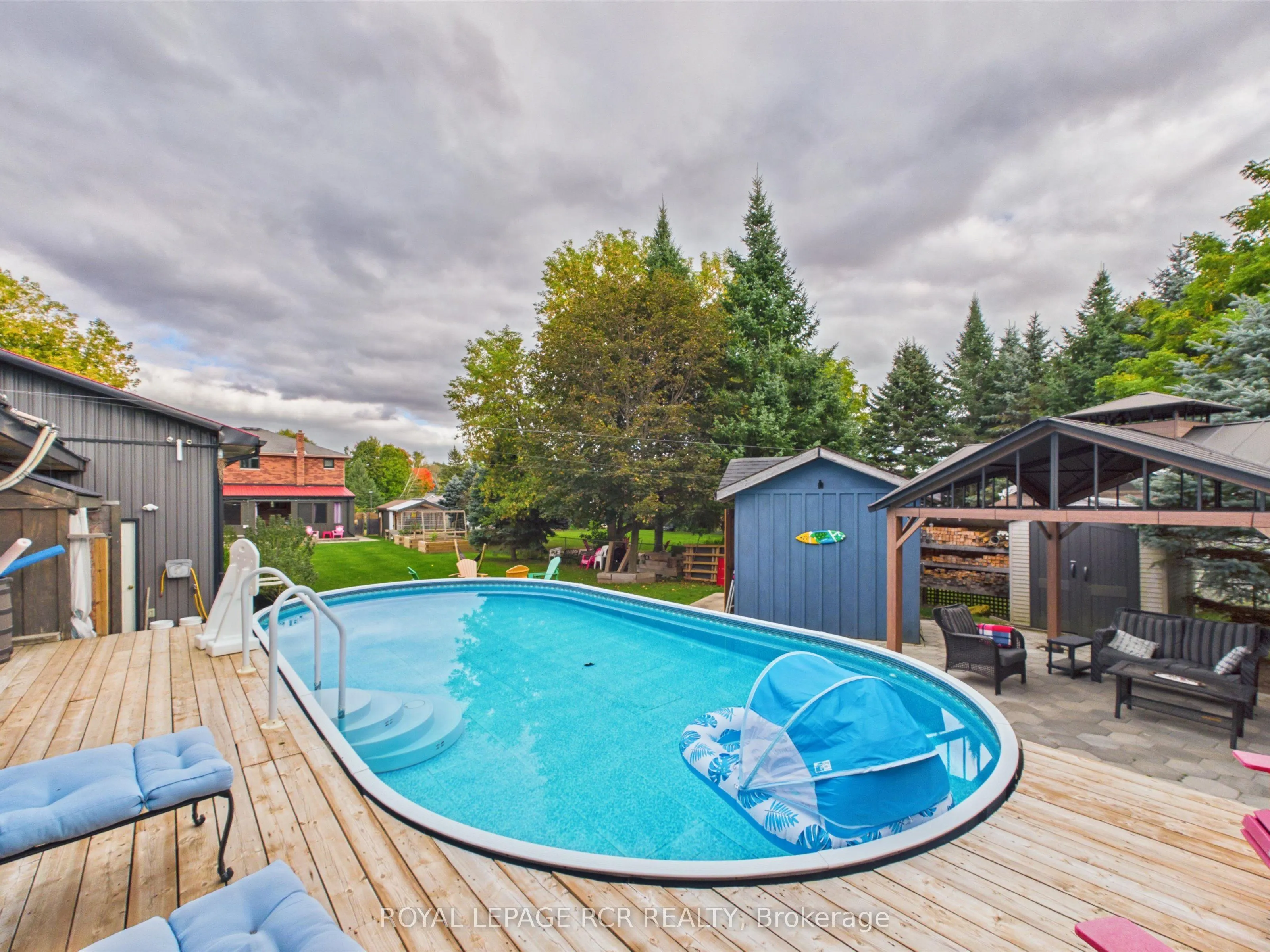 16 Loree Drive