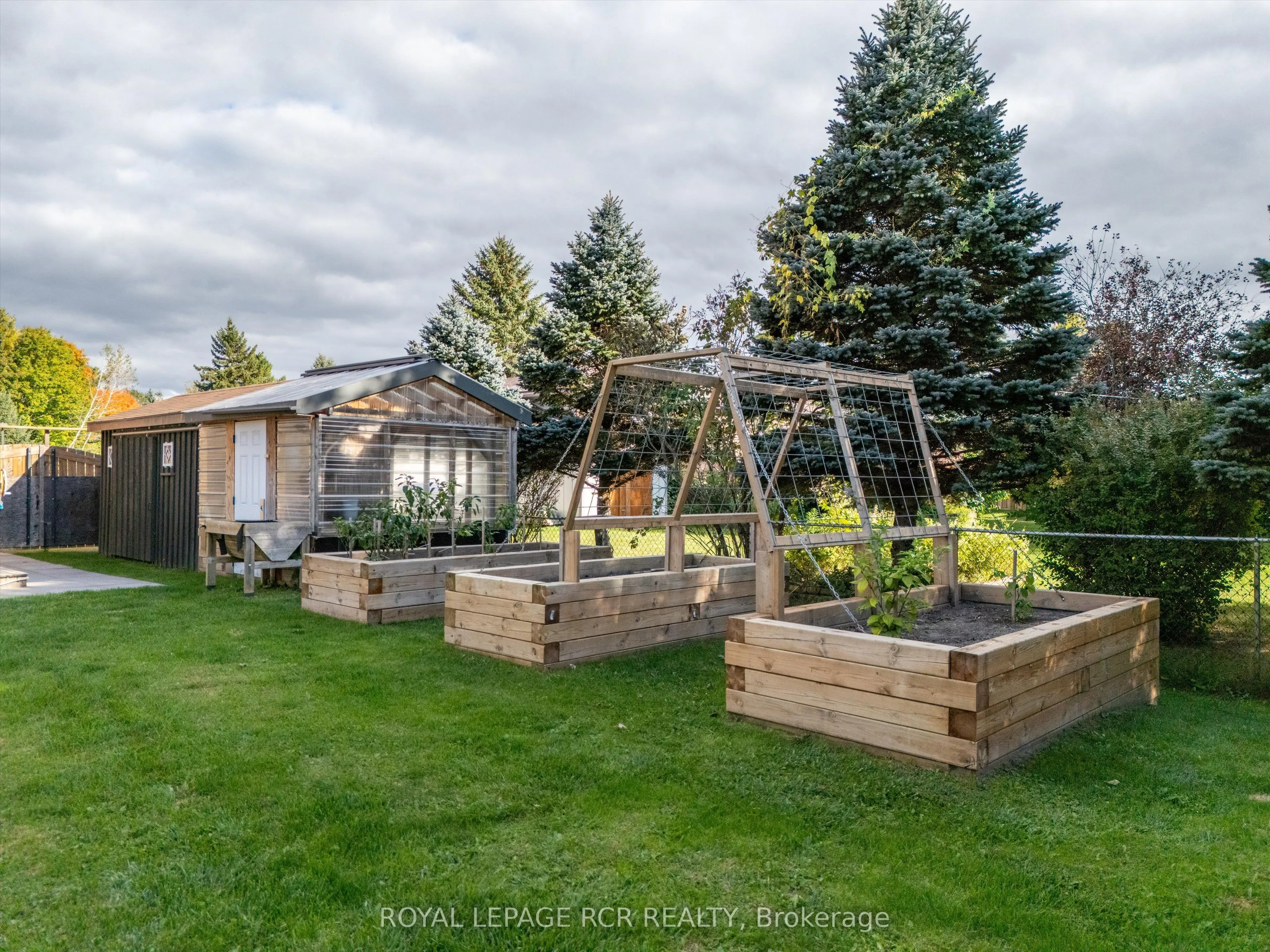 16 Loree Drive