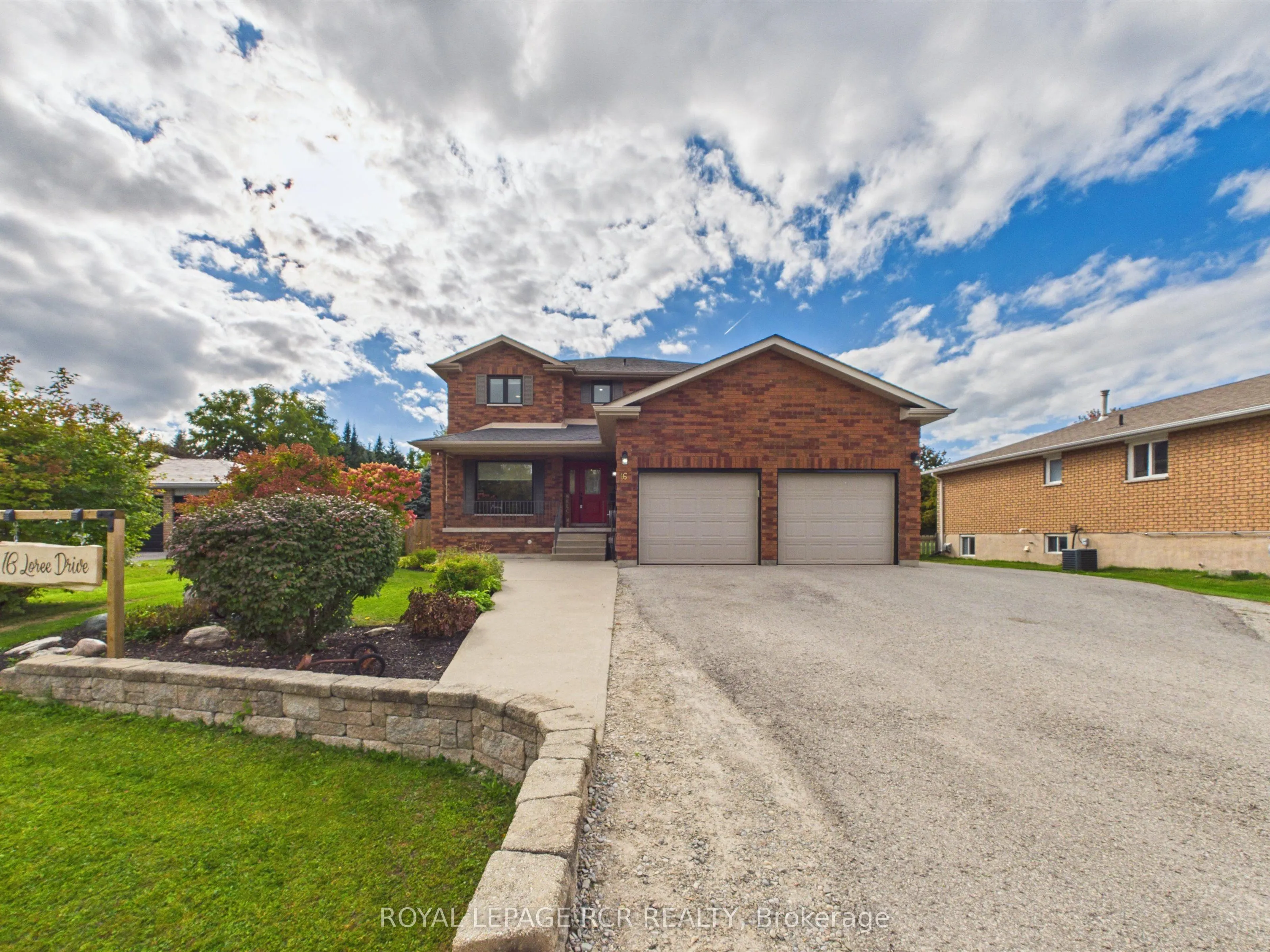 16 Loree Drive