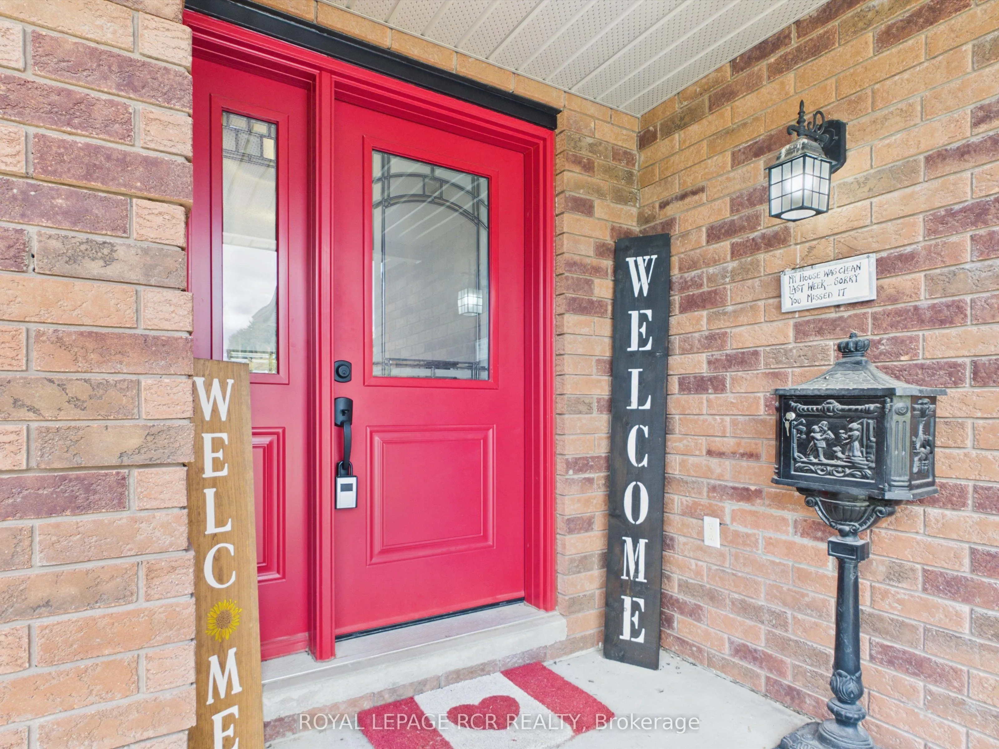 16 Loree Drive