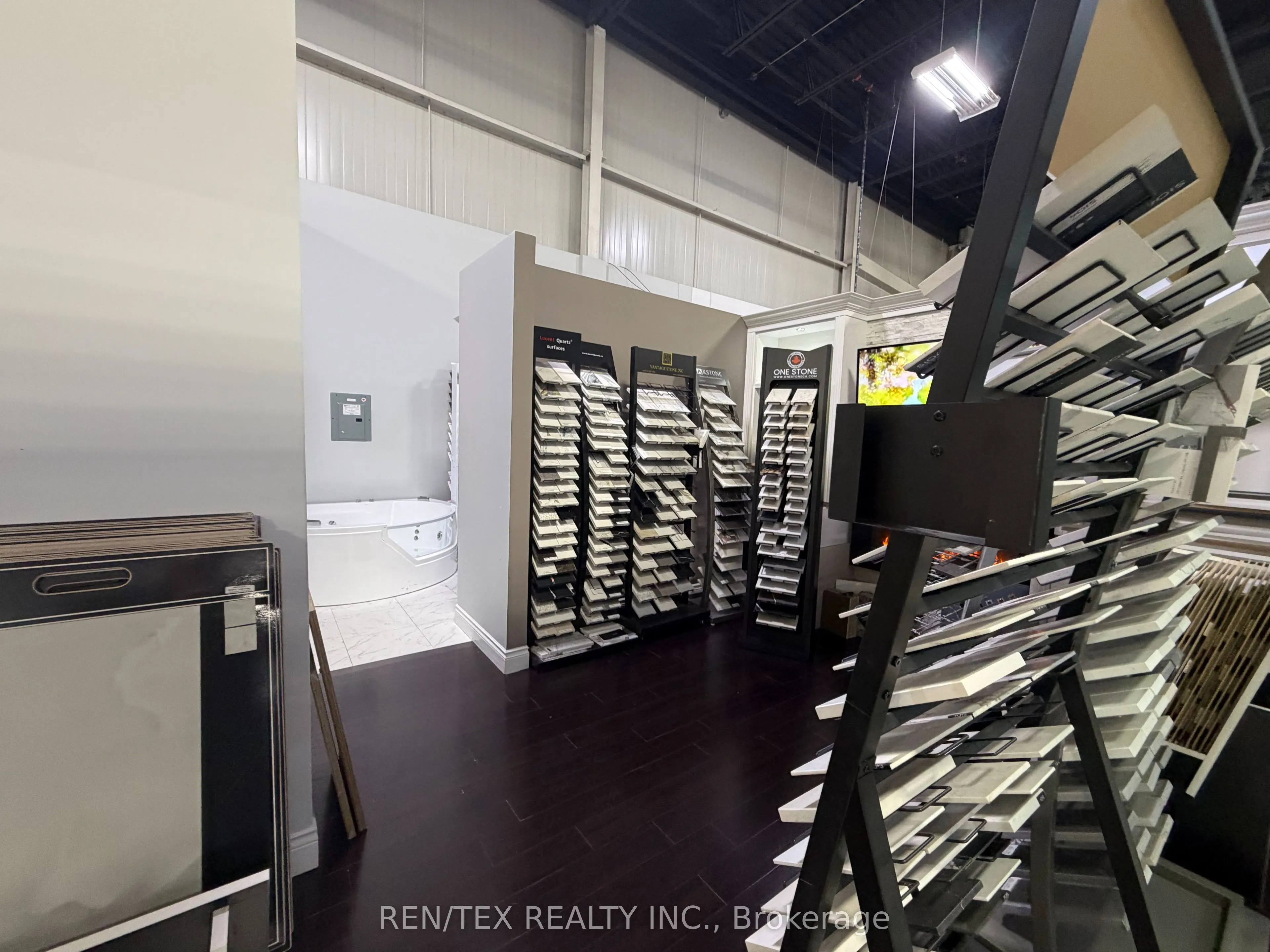 7250 Keele Street #375-378