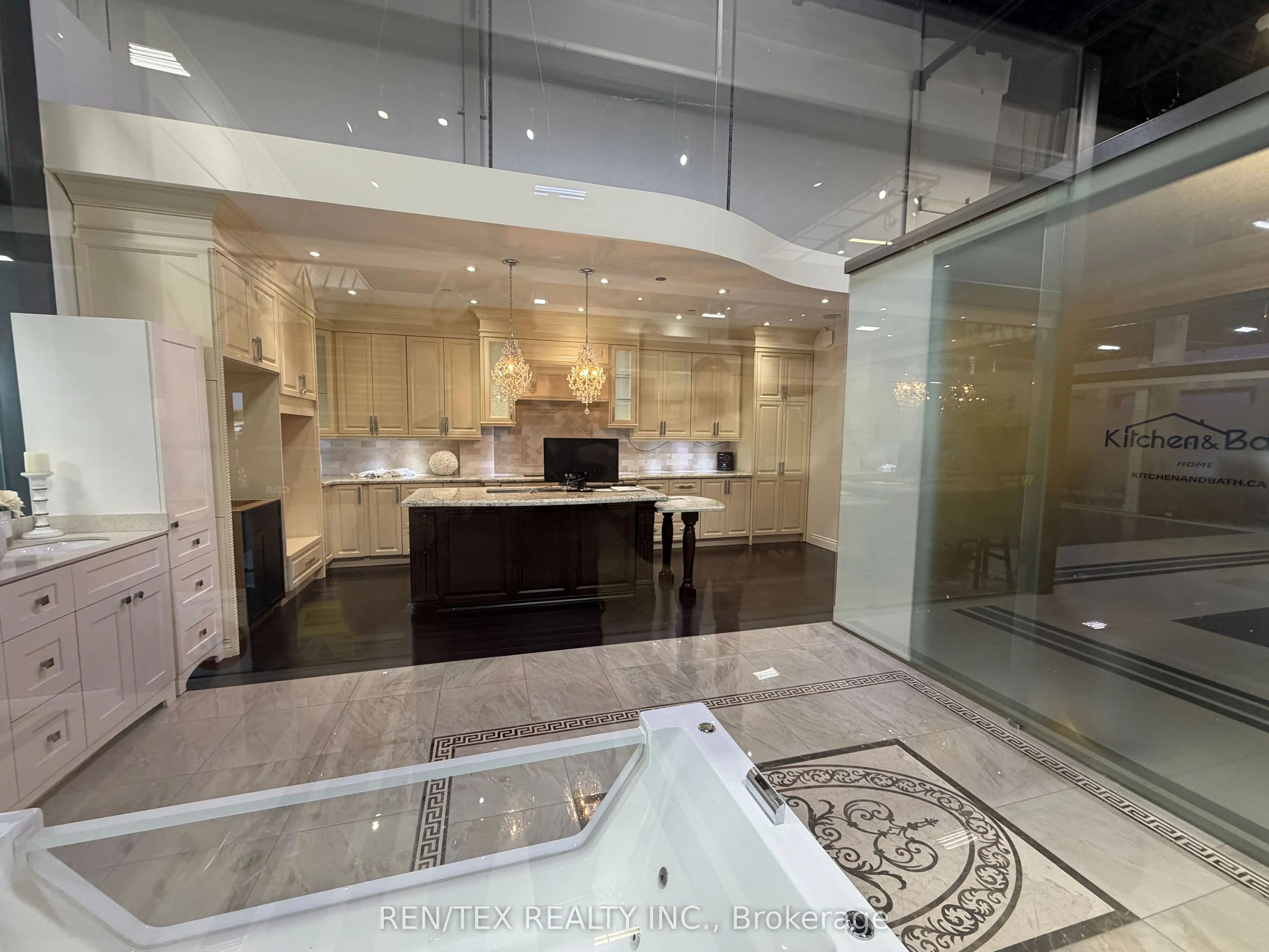7250 Keele Street #375-378