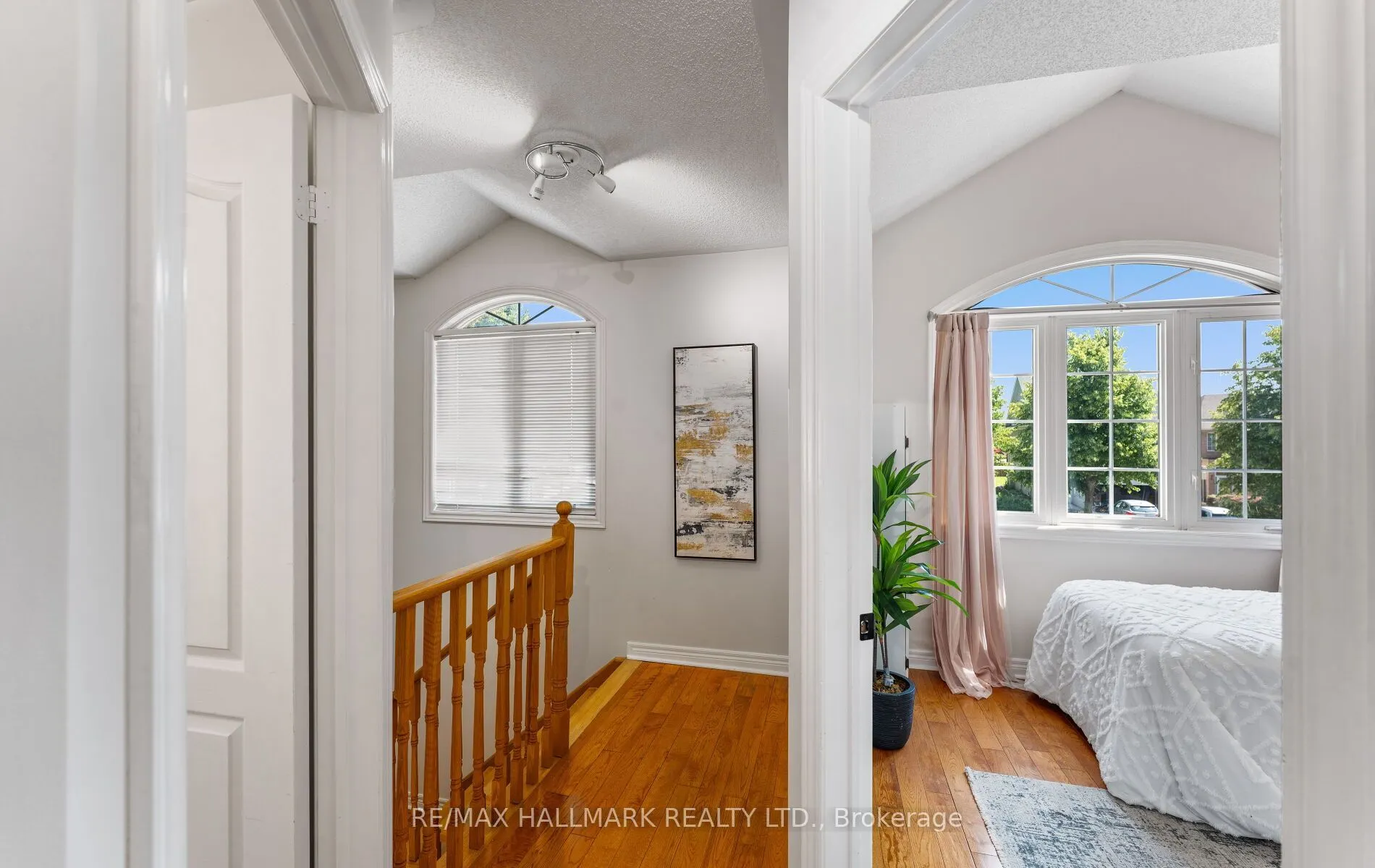 17 Rushingbrook Drive
