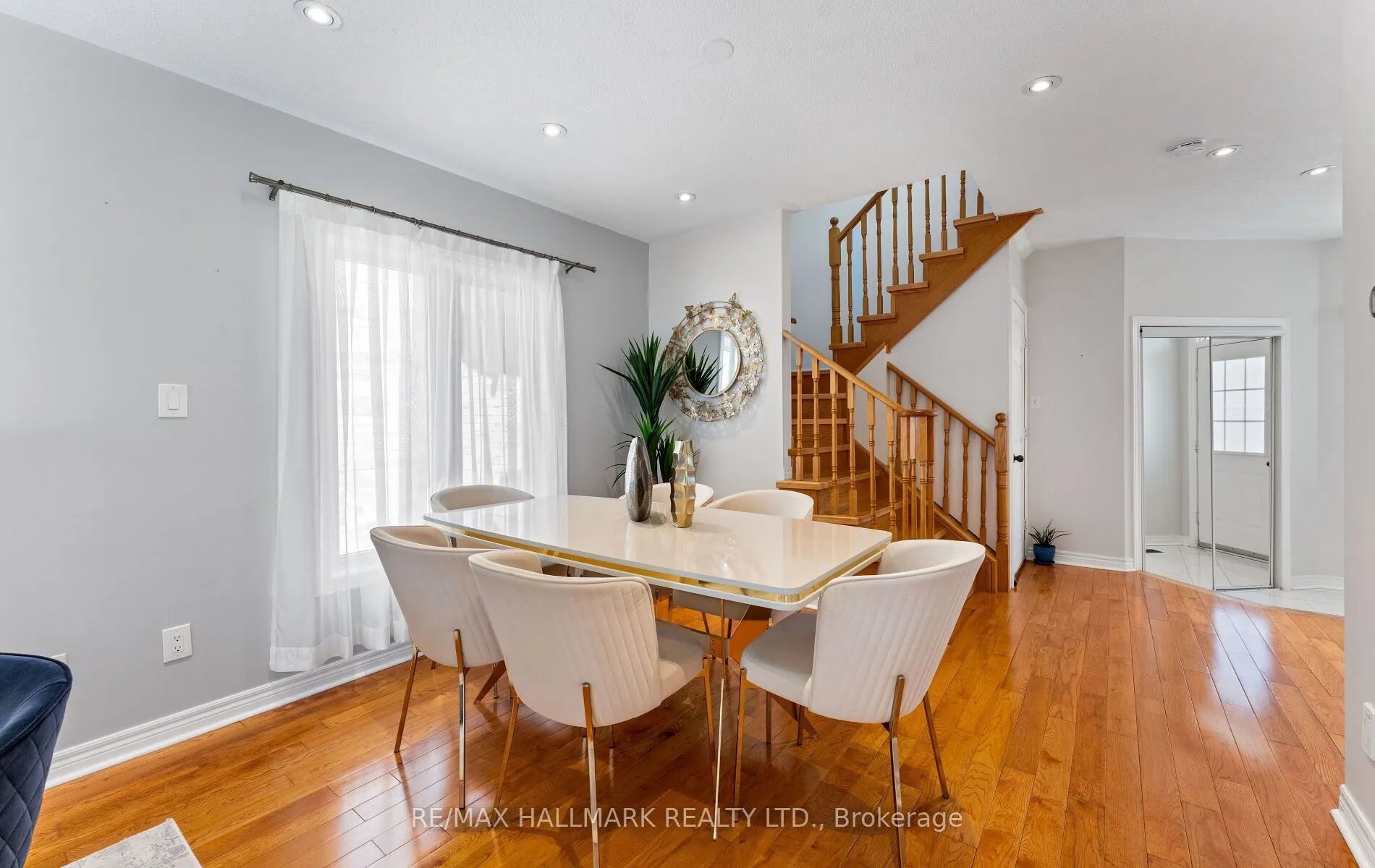 17 Rushingbrook Drive