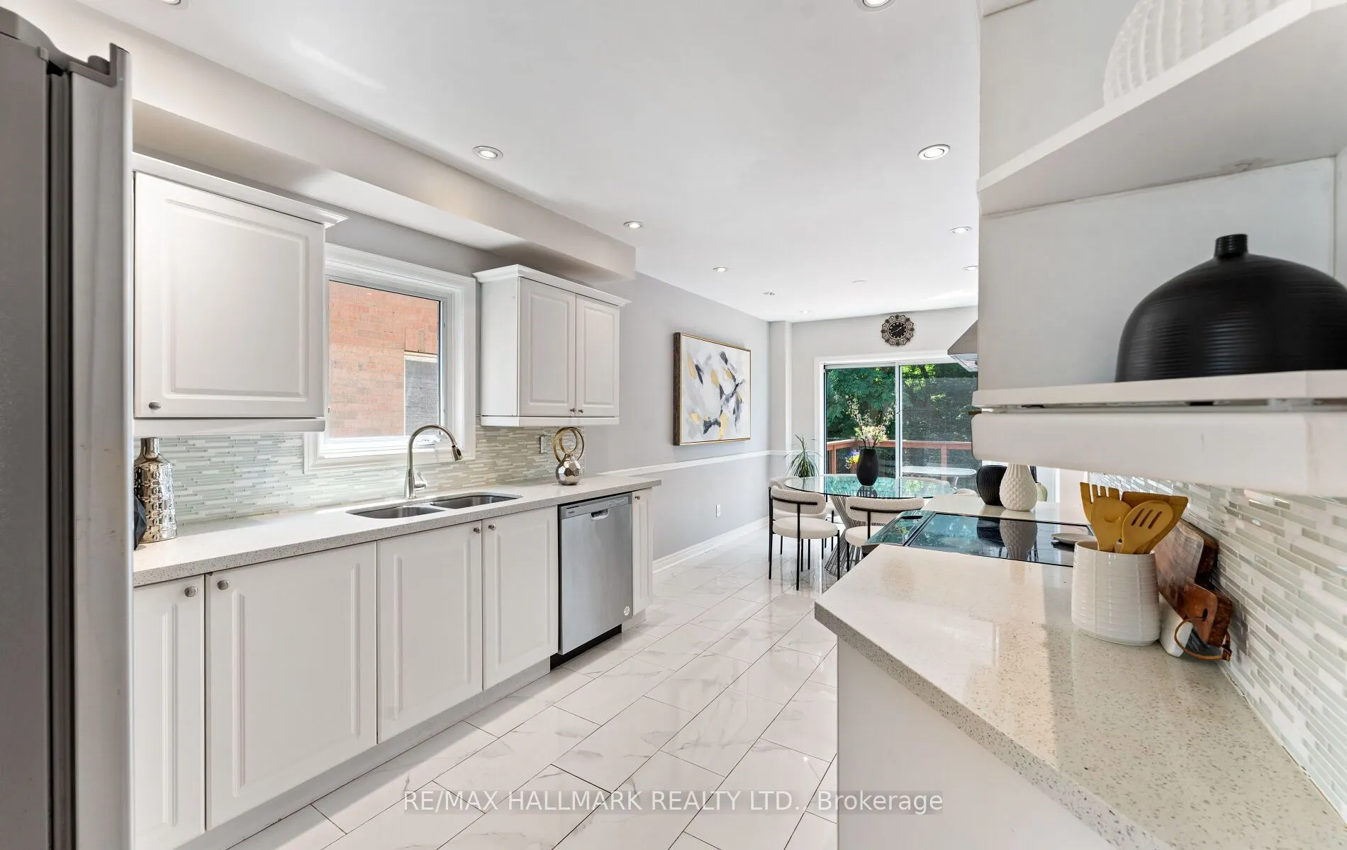 17 Rushingbrook Drive