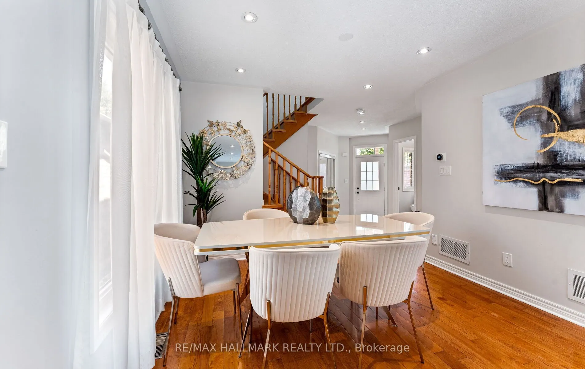 17 Rushingbrook Drive