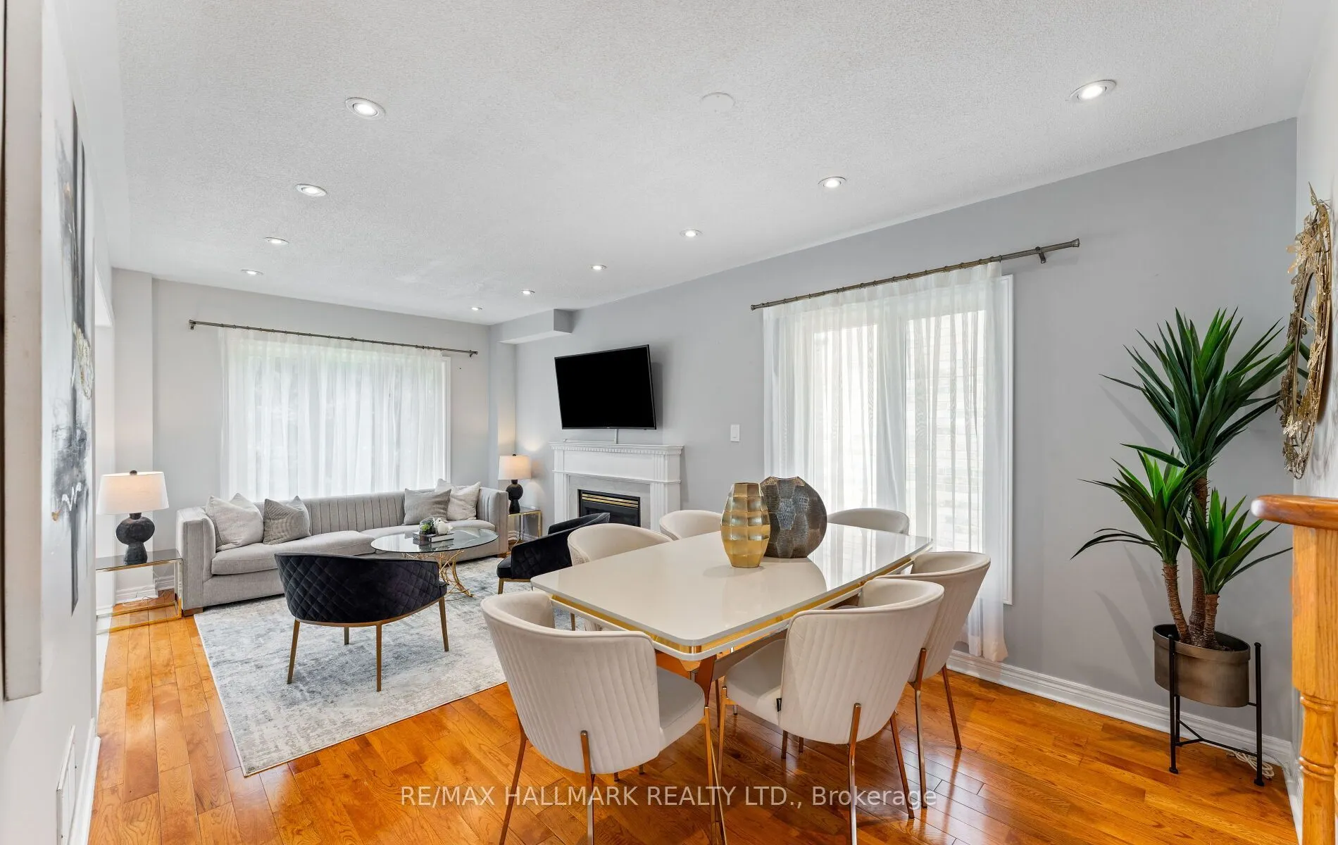 17 Rushingbrook Drive