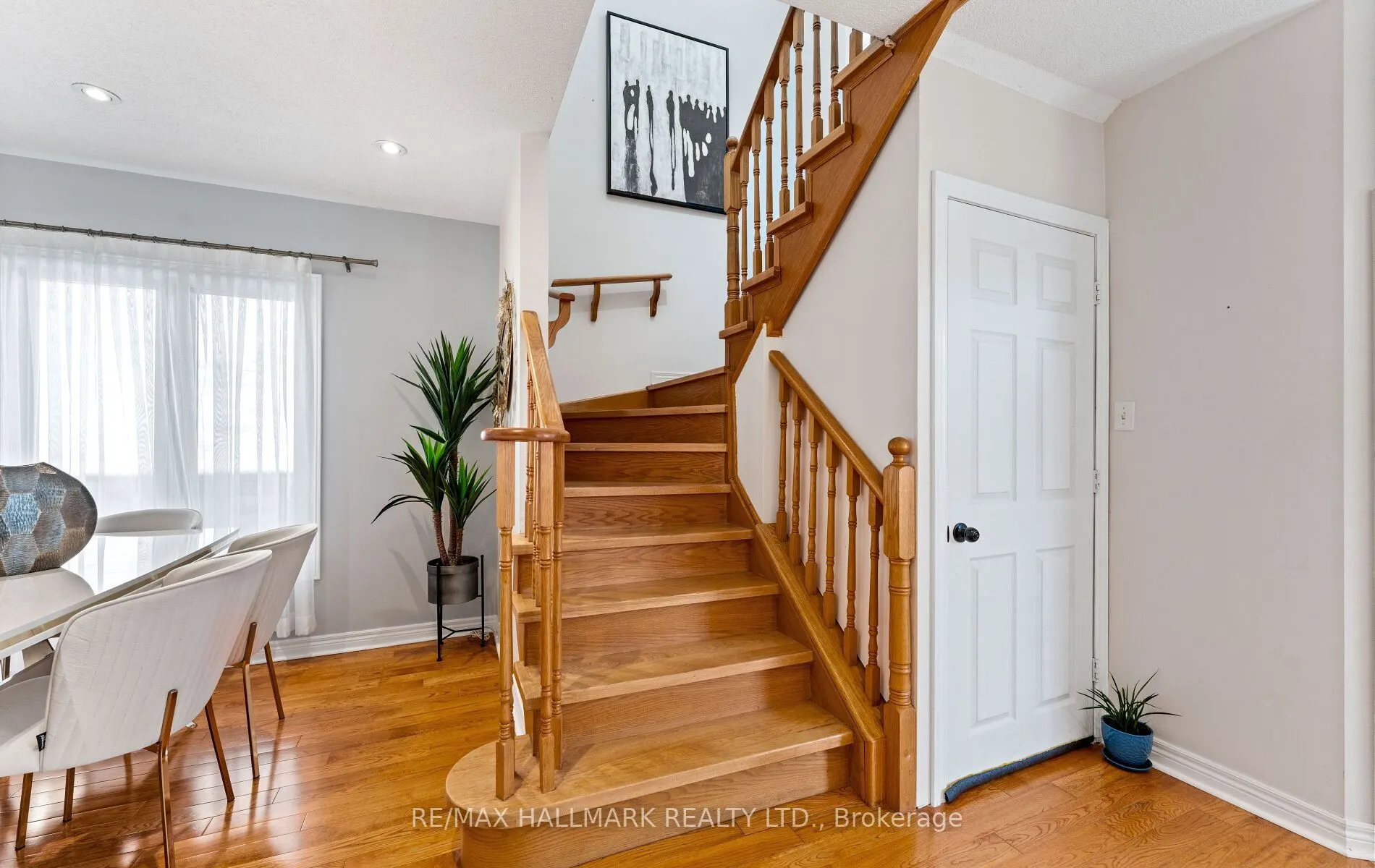 17 Rushingbrook Drive