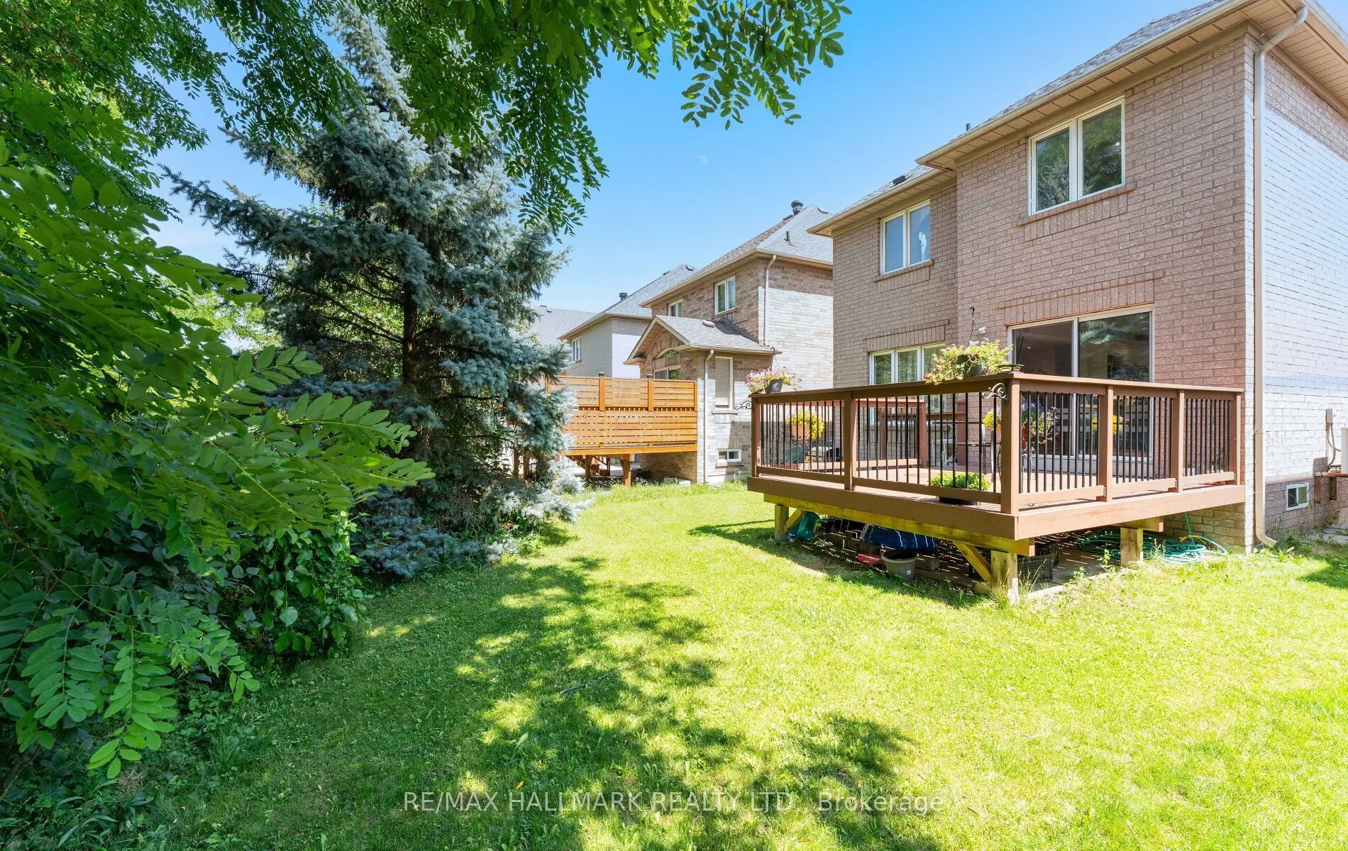 17 Rushingbrook Drive
