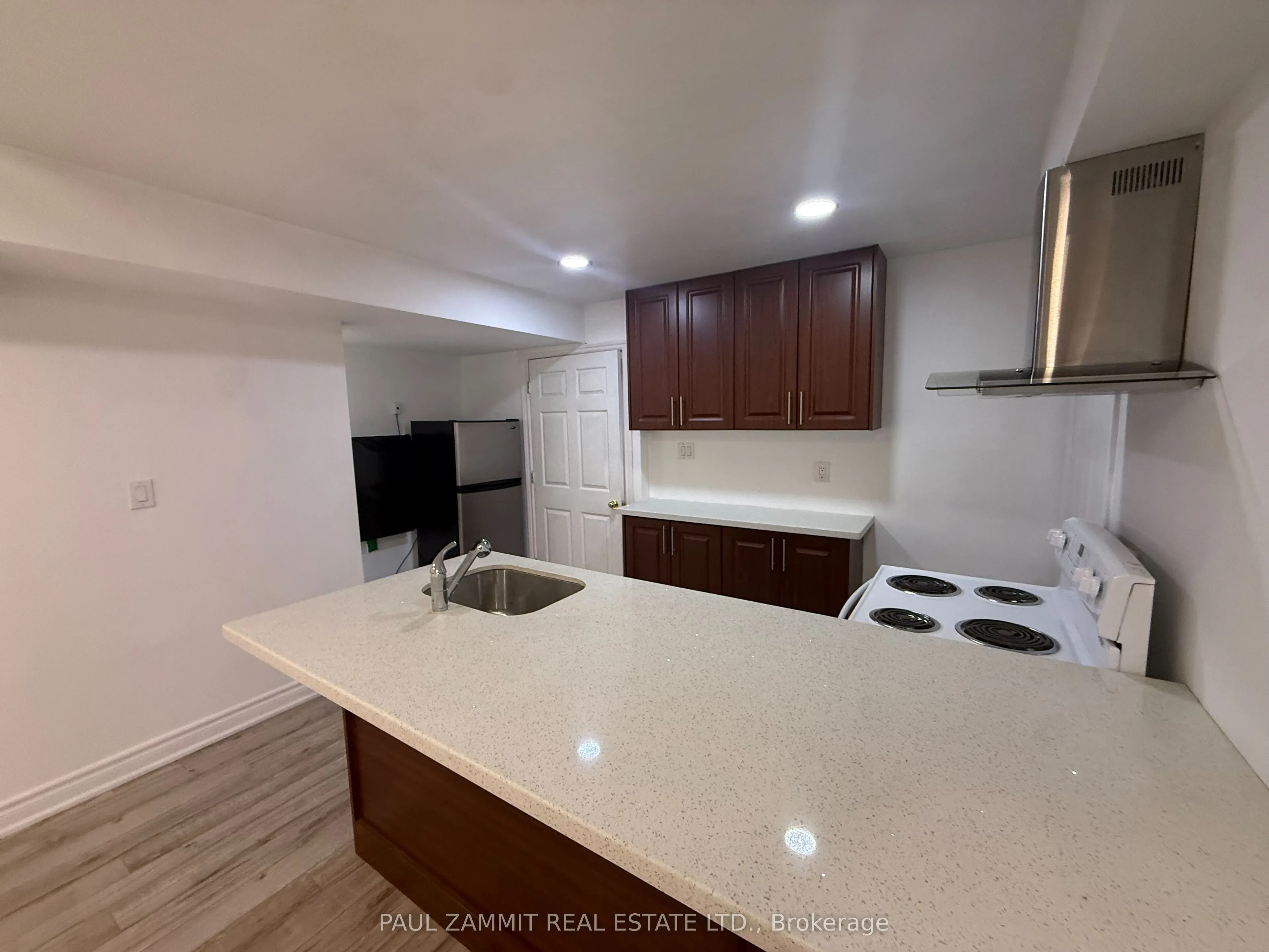 123 Morgan Avenue #Bsmt #1
