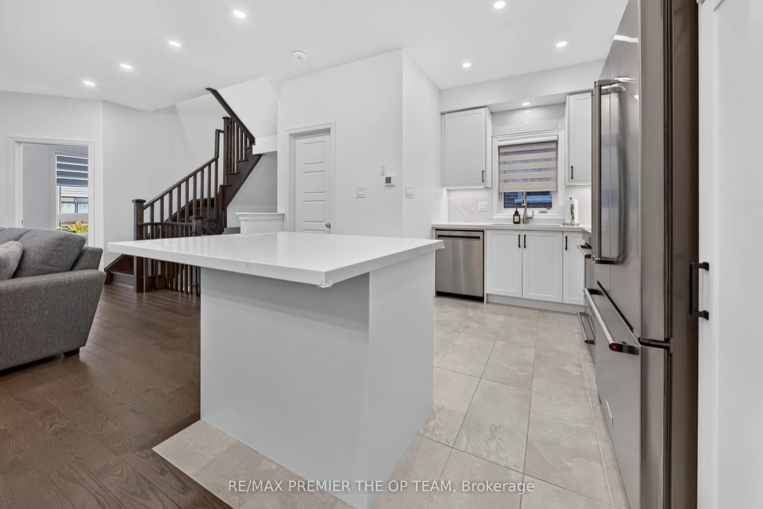 233 Vivant Street